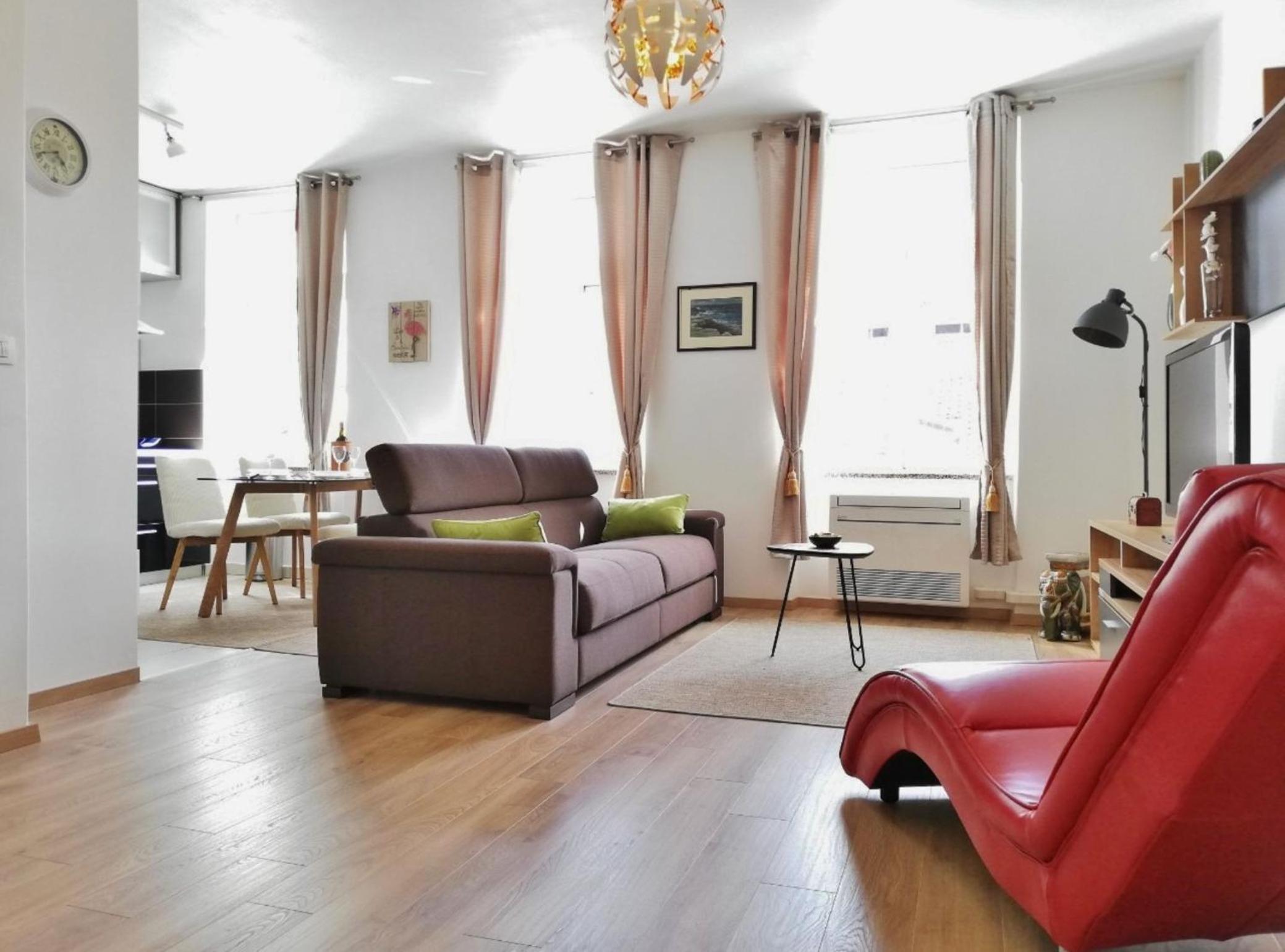One Bedroom Apartment