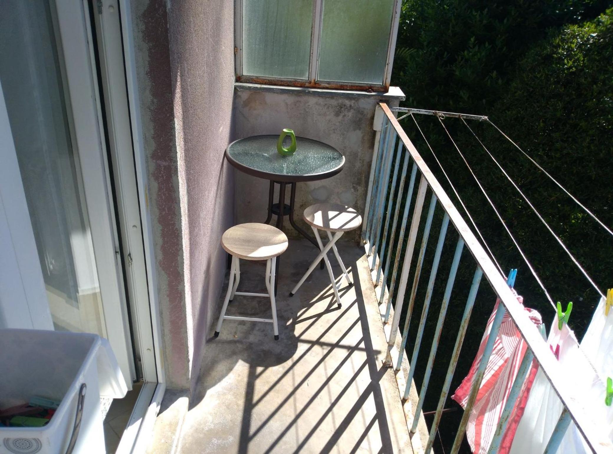 Two Bedroom Apartment With Balcony photo 2