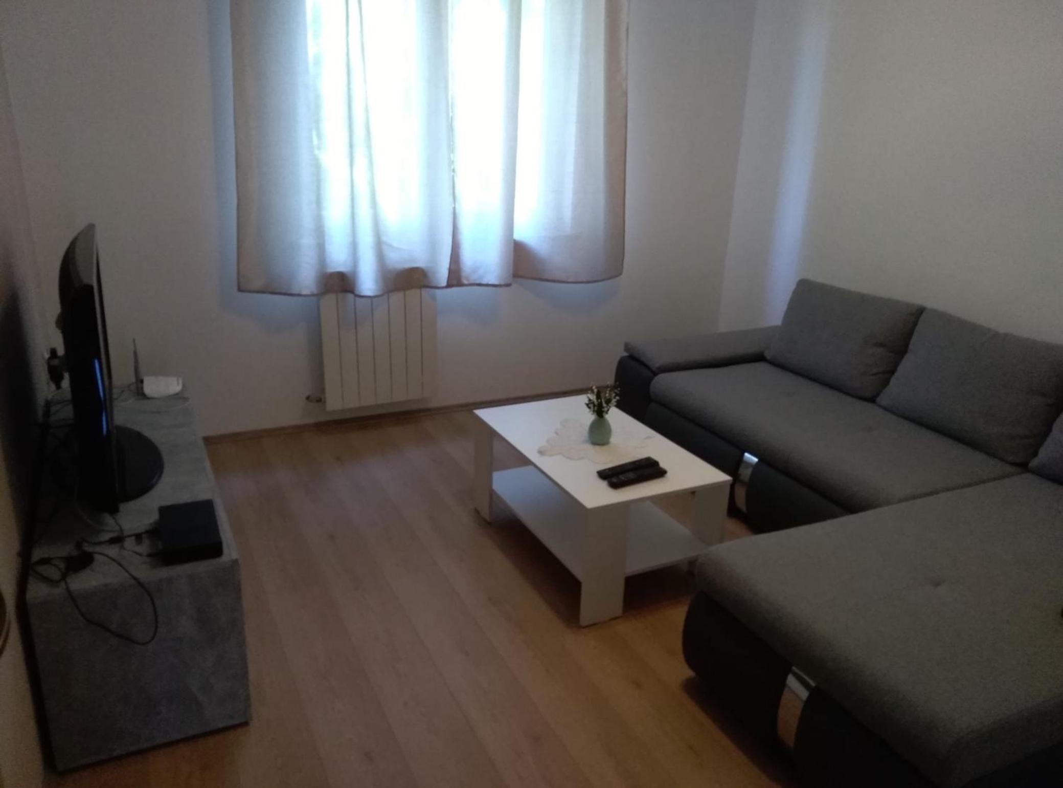 Two Bedroom Apartment With Balcony photo 1