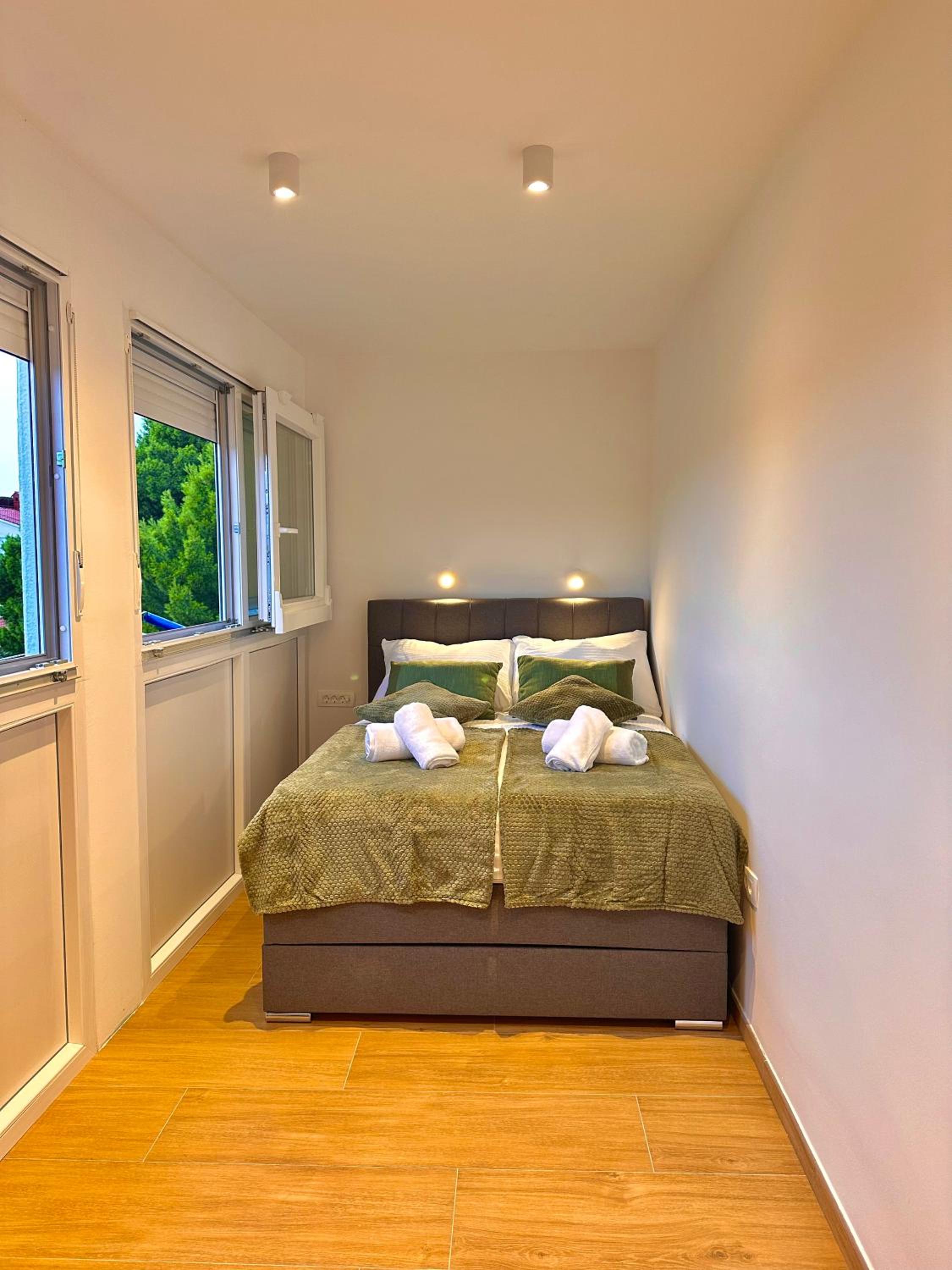 Studio Apartment with One Double Bed photo 1