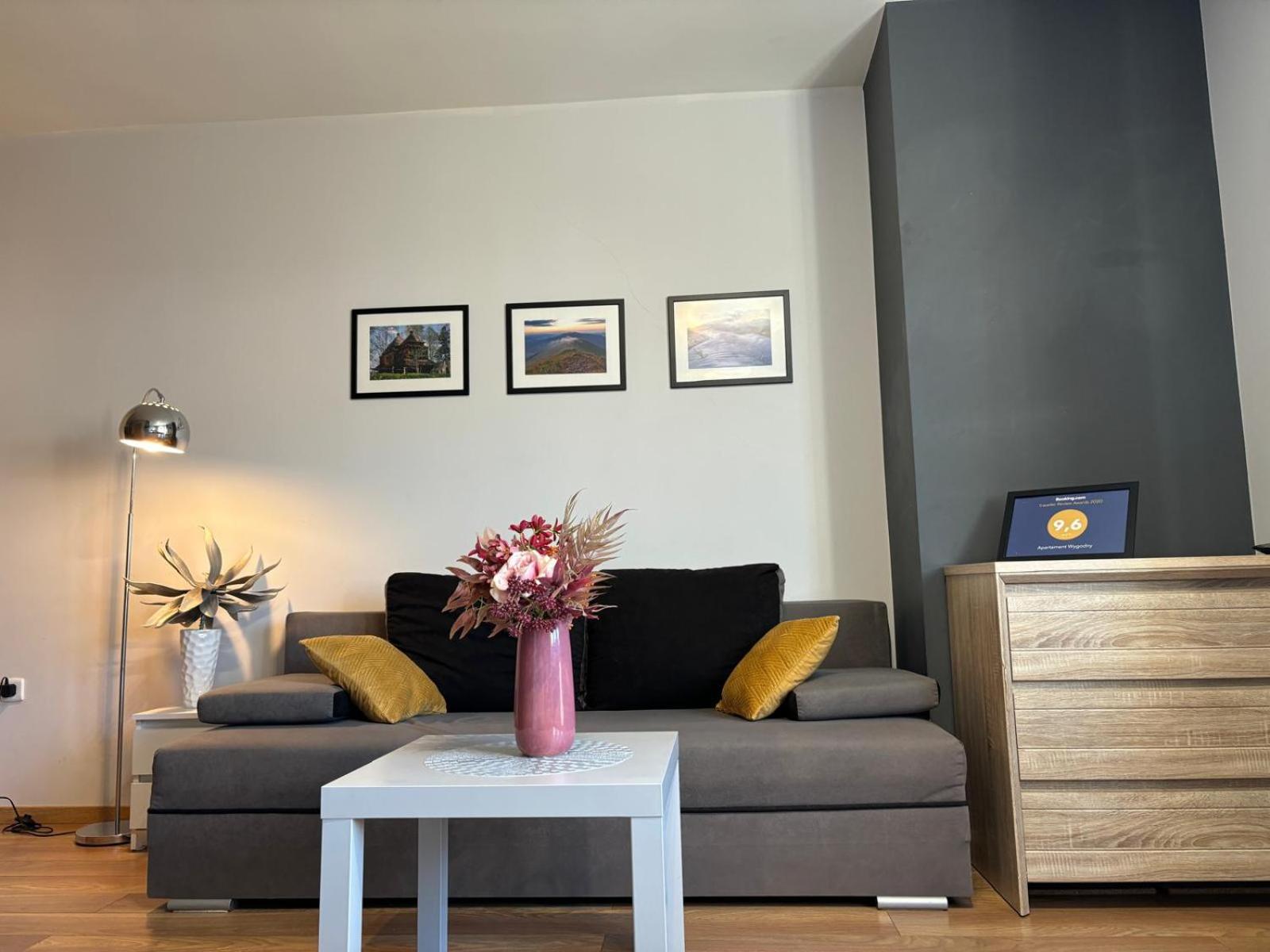 Apartment photo 1