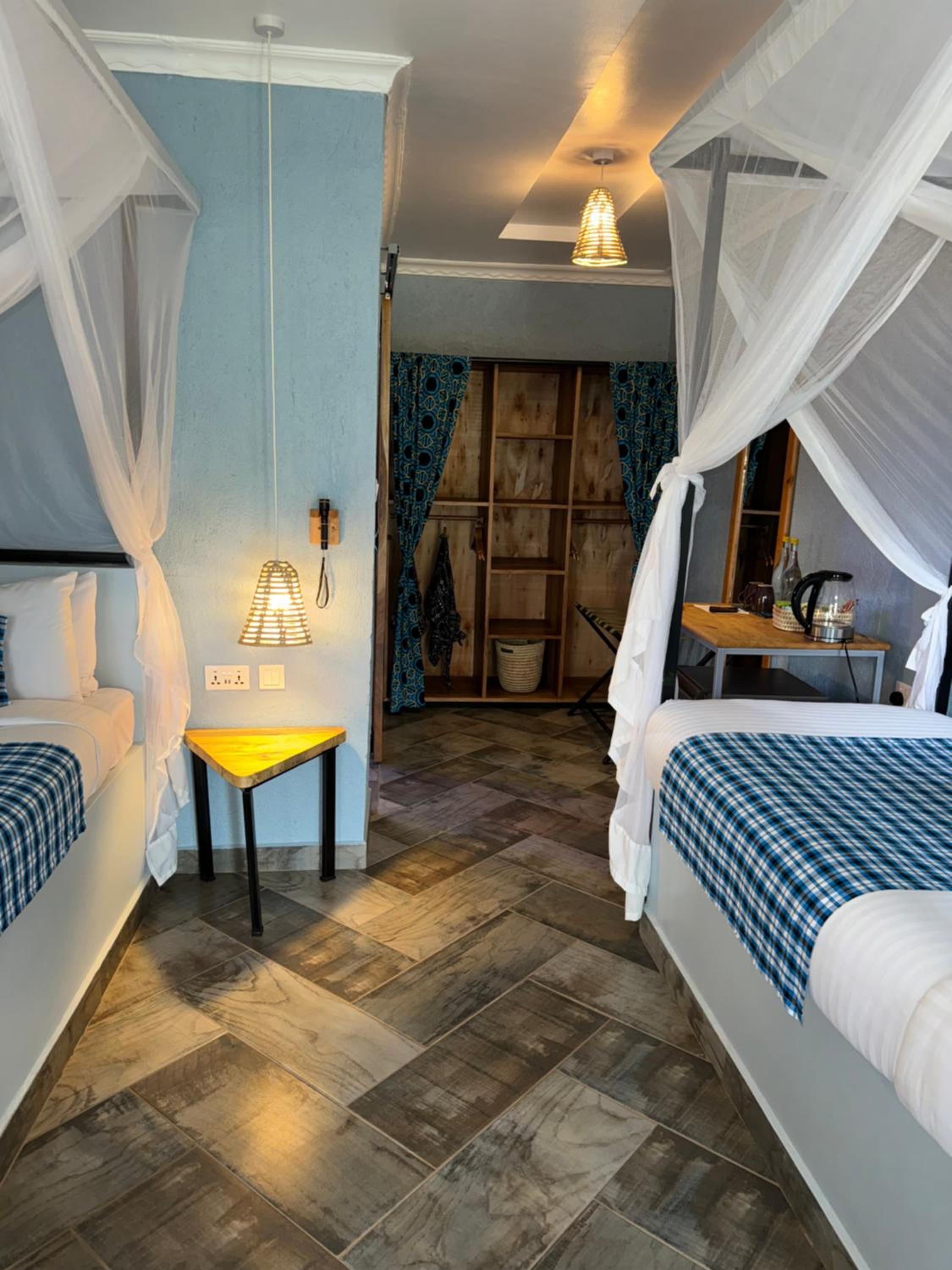Standard Suite - Photo 4
