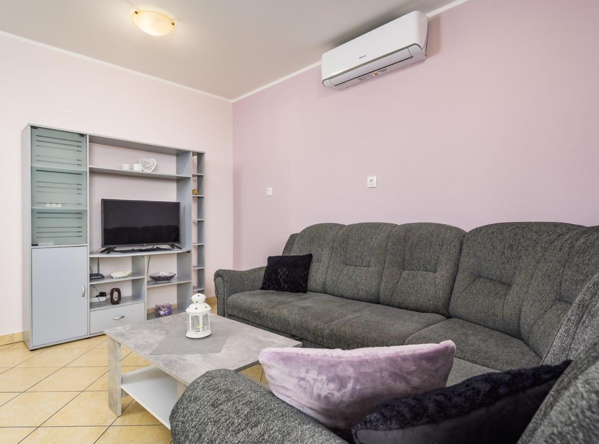 Two Bedroom Apartment  photo 1