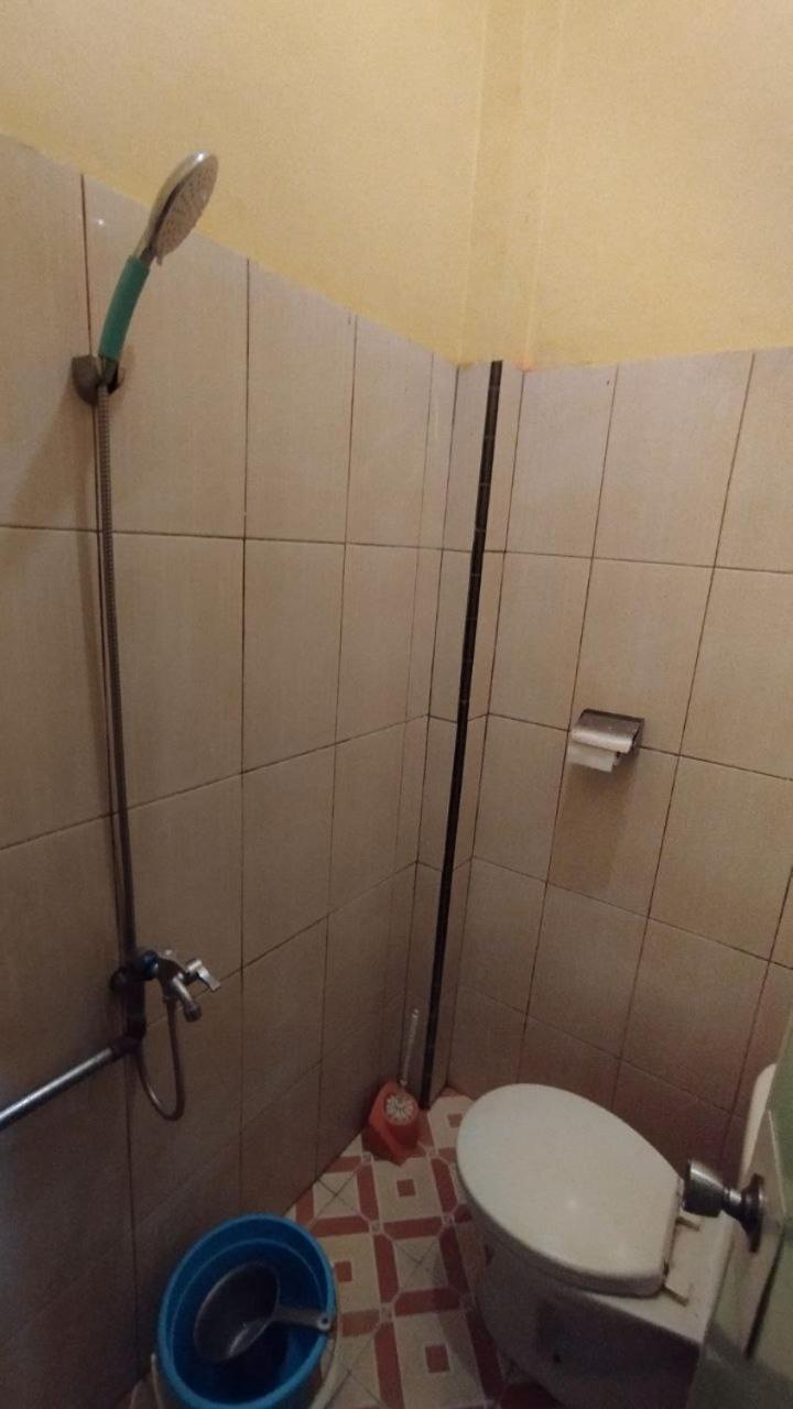 Twin Room with Private Bathroom photo 2