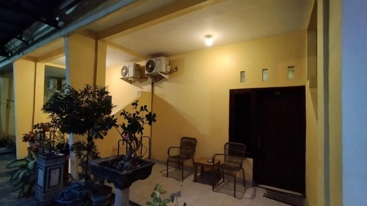 Twin Room with Private Bathroom photo 3
