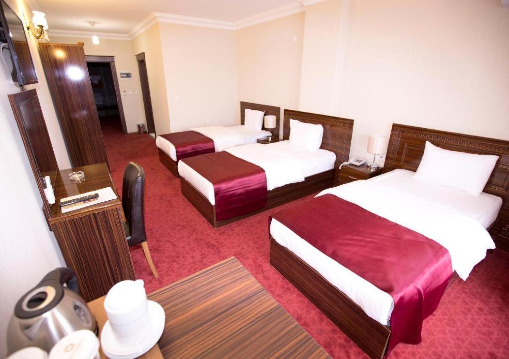 Standard Triple Room photo 1