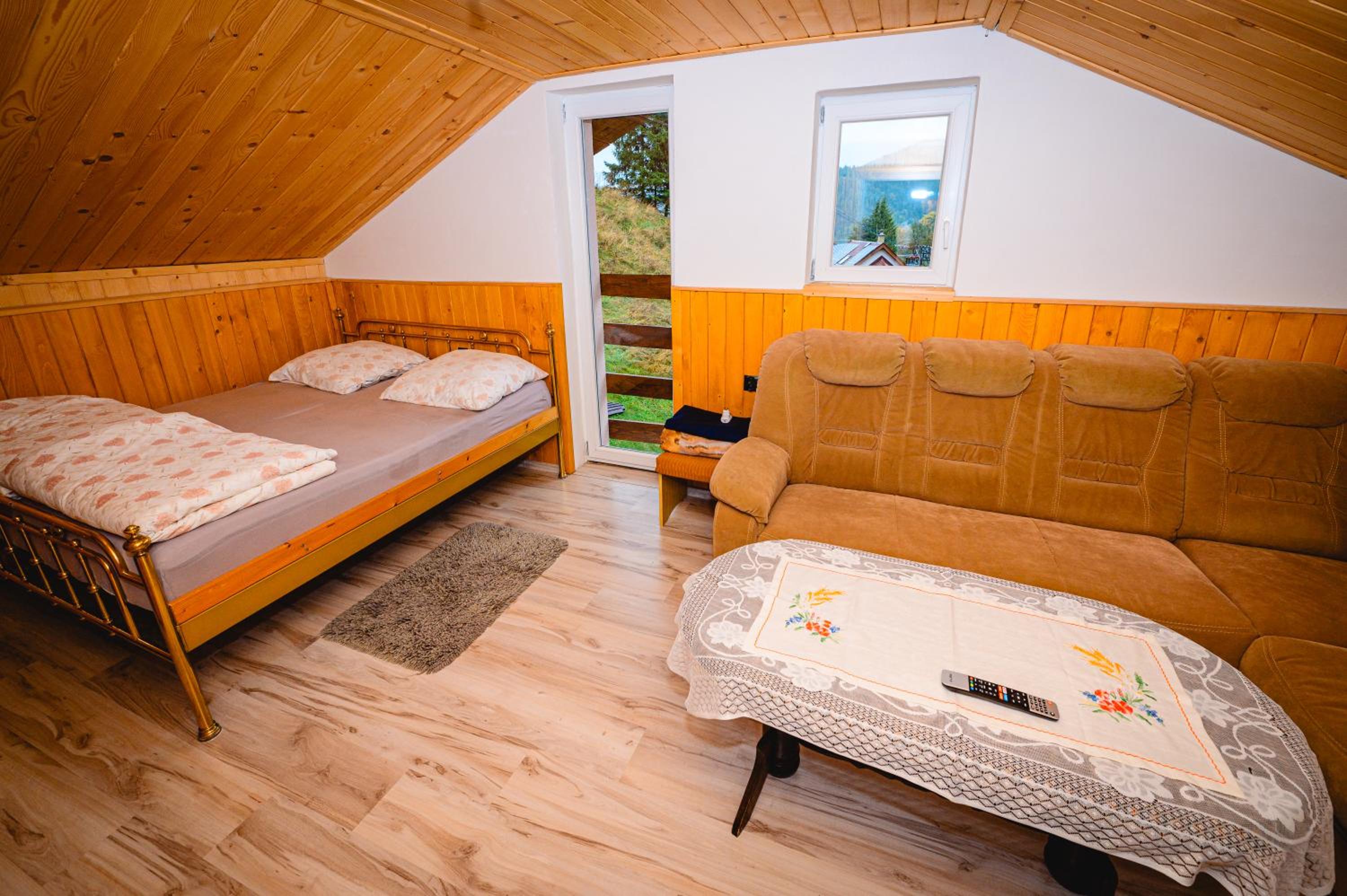 Two-Bedroom House photo 2