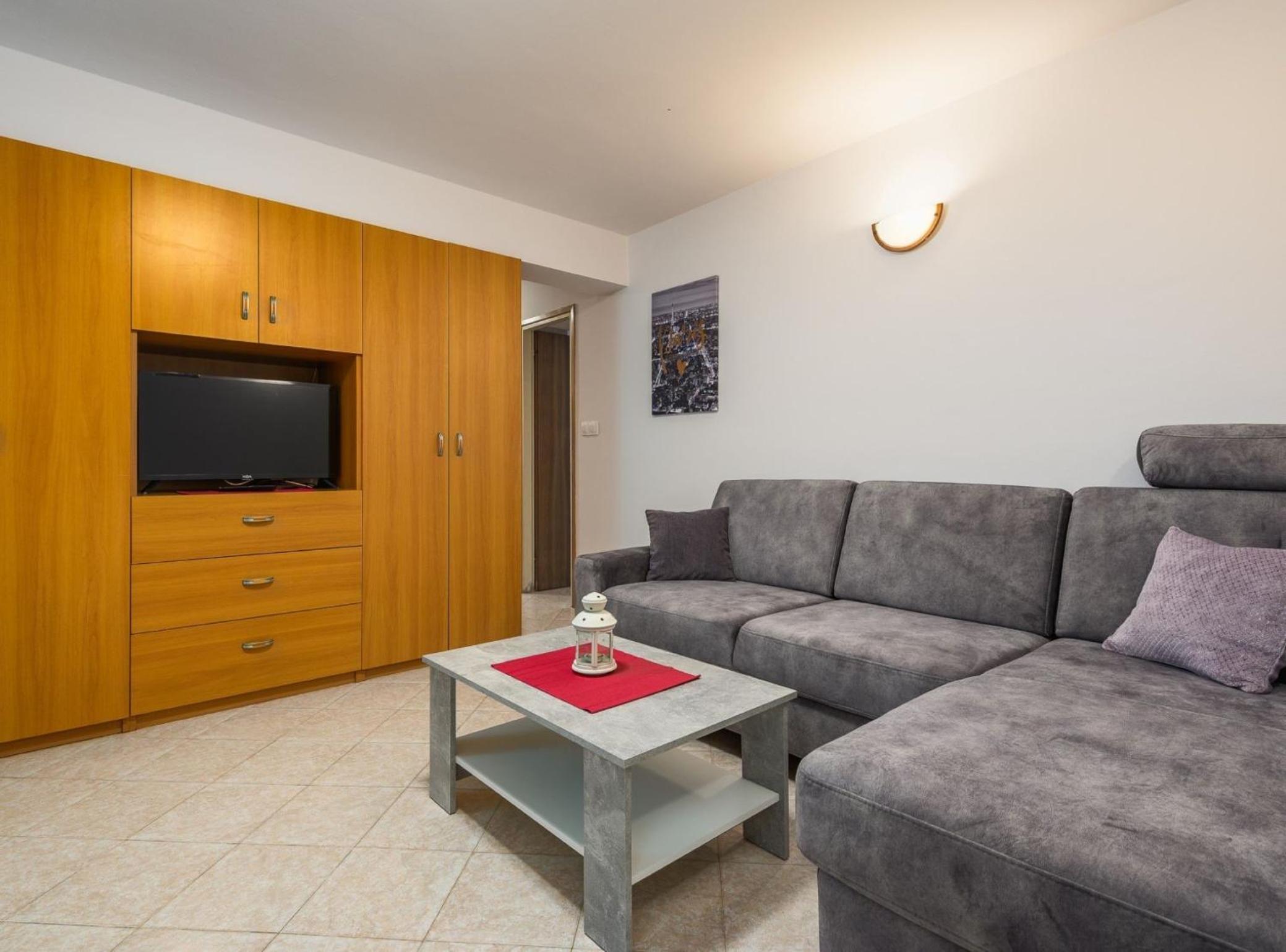 One Bedroom Apartment photo 1