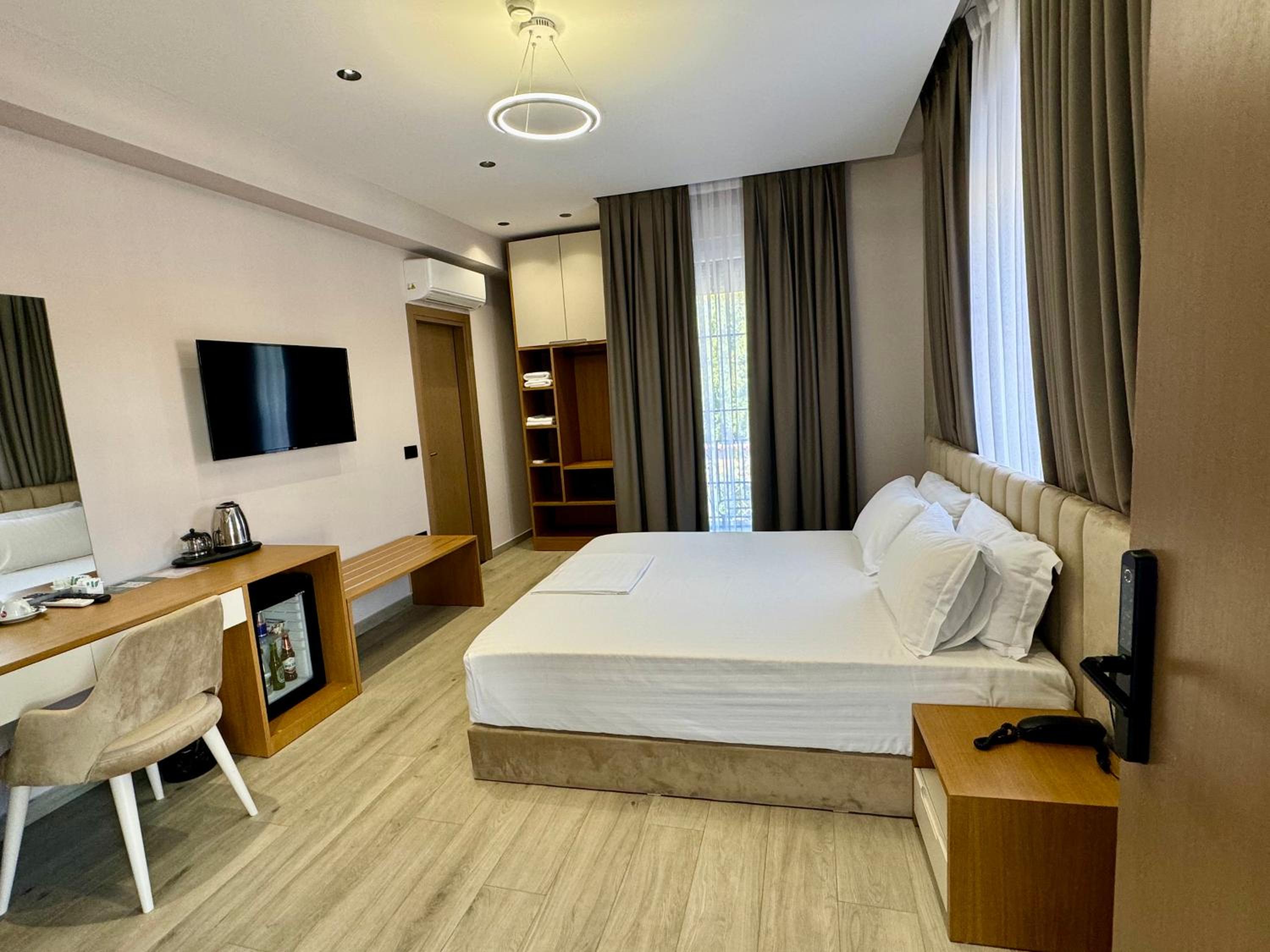 Deluxe Double Room With Balcony