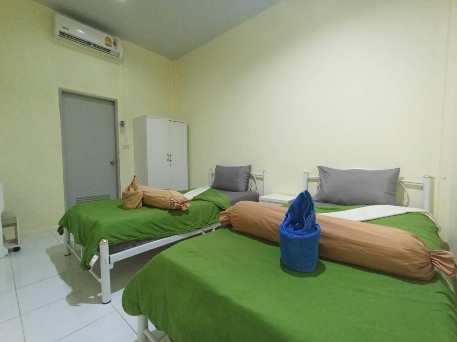 Twin Room with Private Bathroom