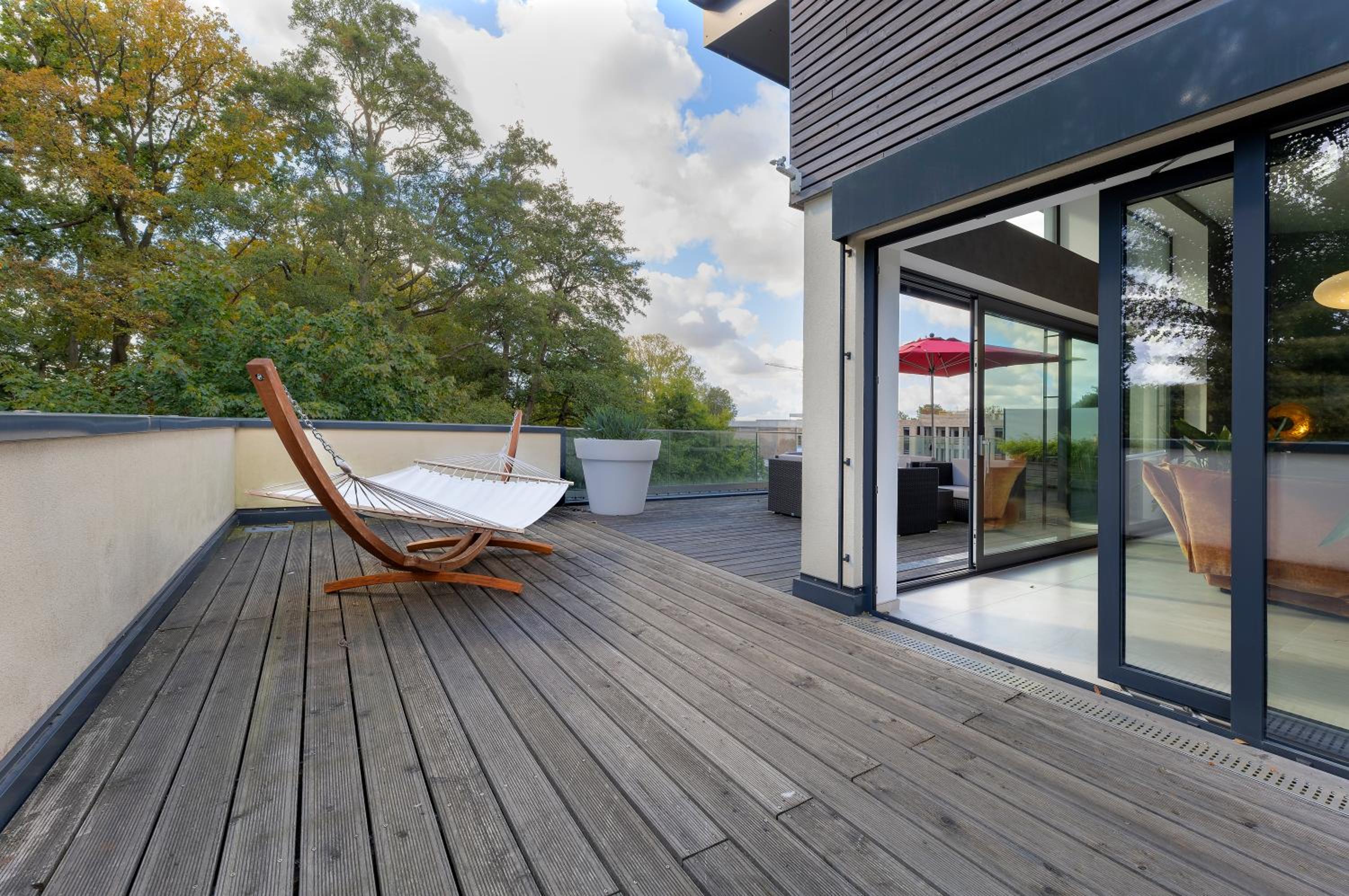 Two-Bedroom Apartment with Rooftop Terrace photo 3