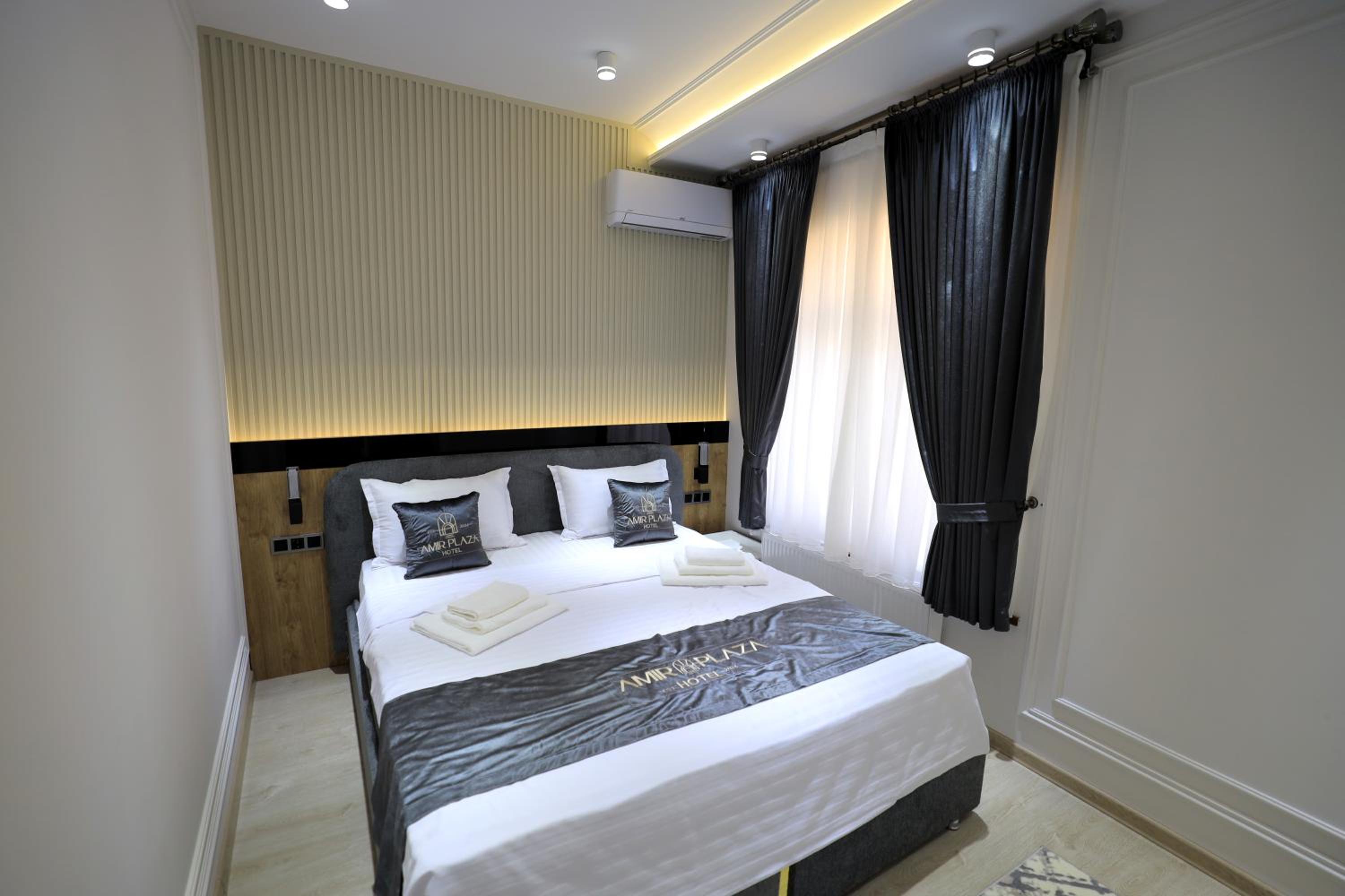 Double Room - Photo 5