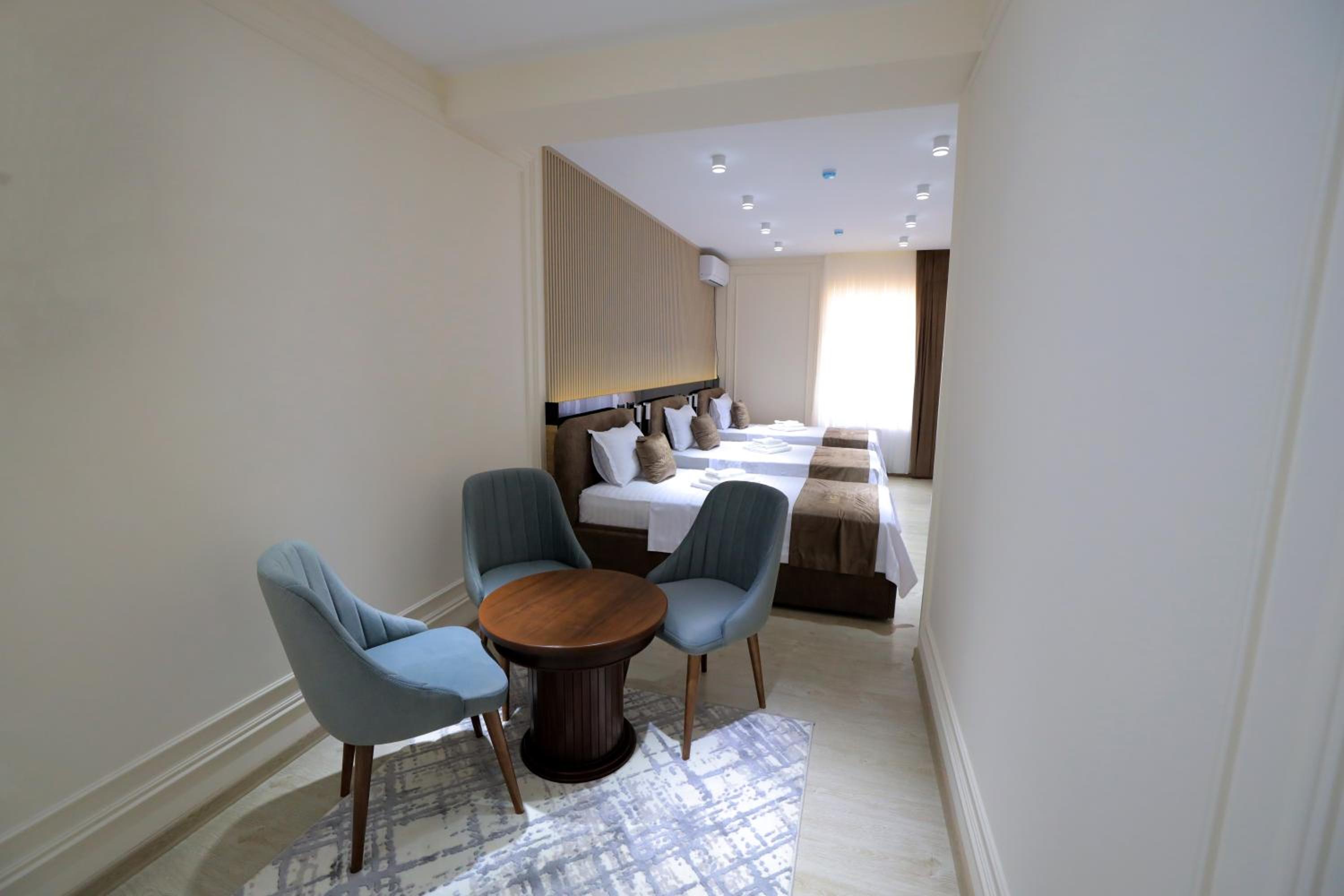 Triple Room - Photo 3