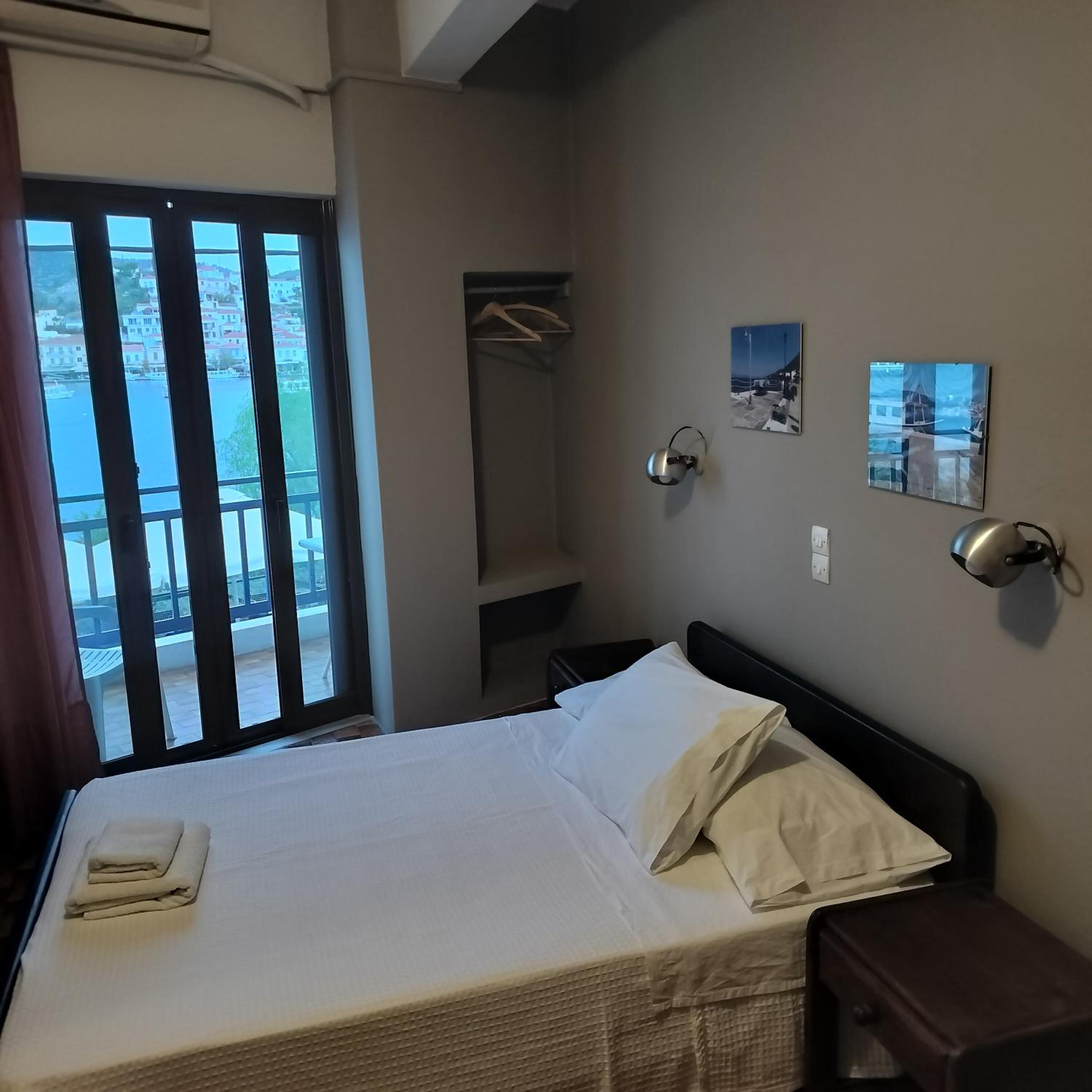 Triple Room with Sea View photo 1