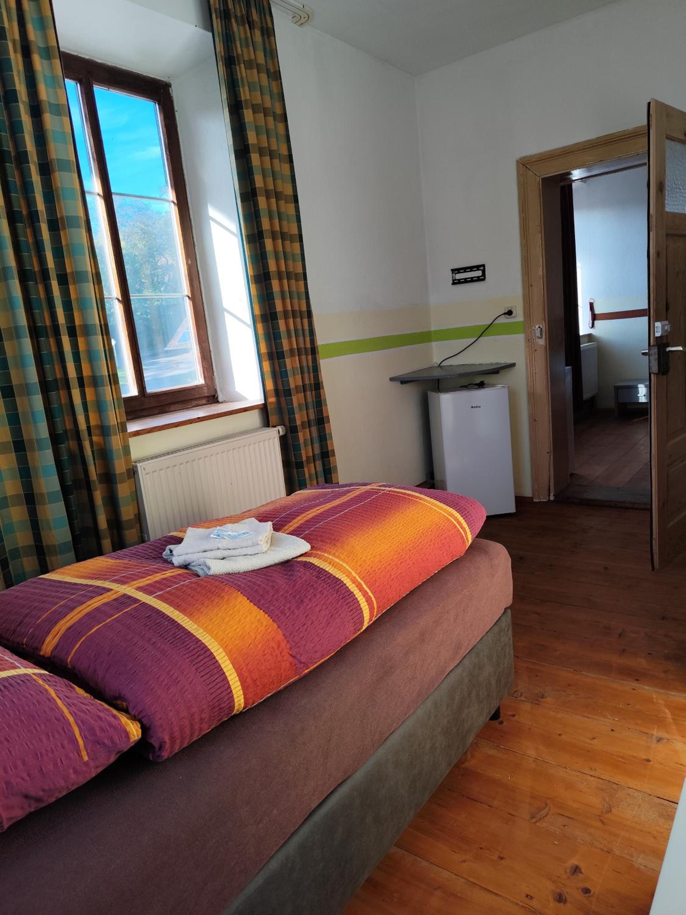 Twin Room with Shower photo 1
