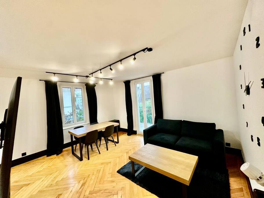 One-Bedroom Apartment photo 3