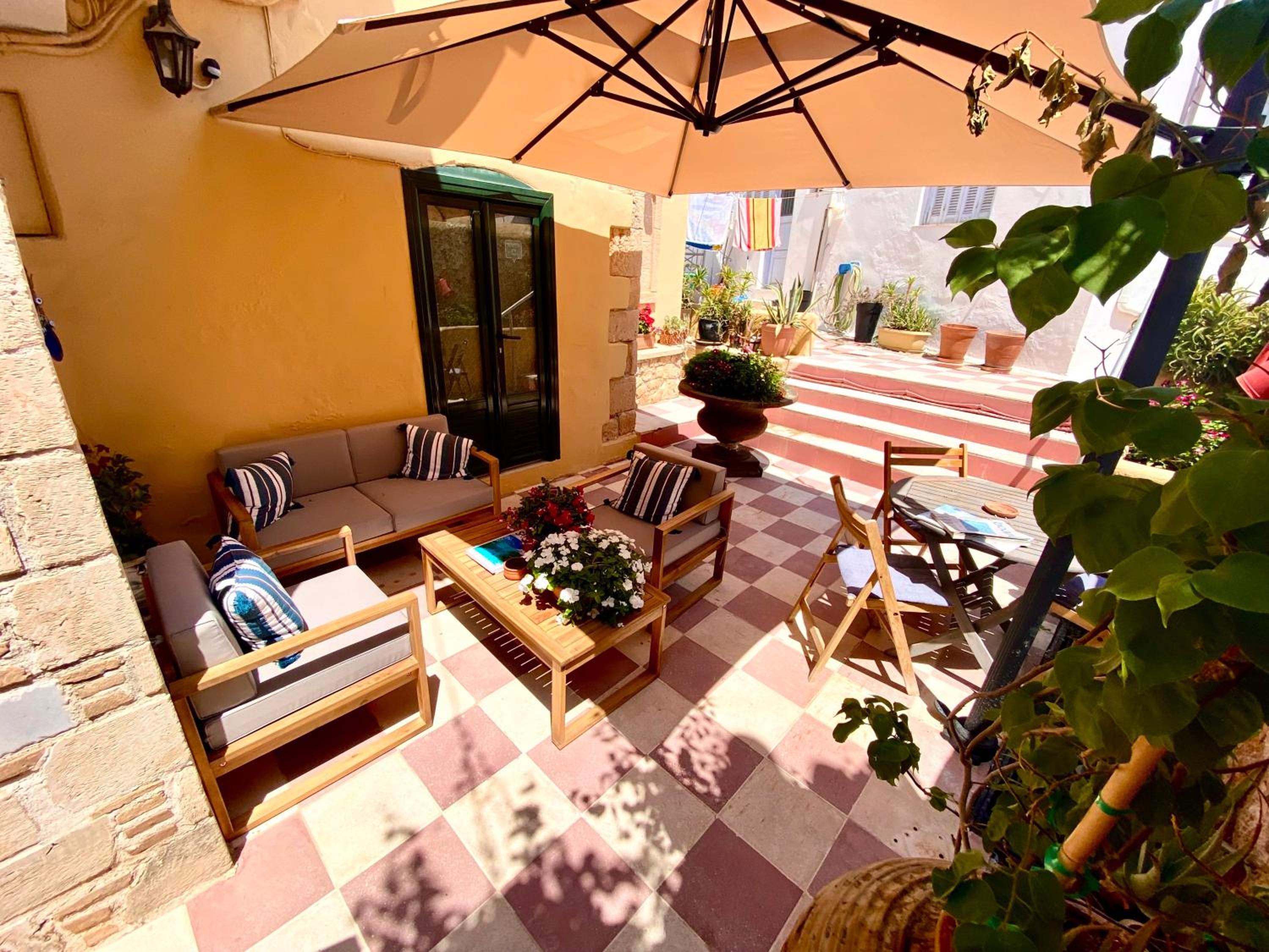 One-Bedroom Apartment with Terrace