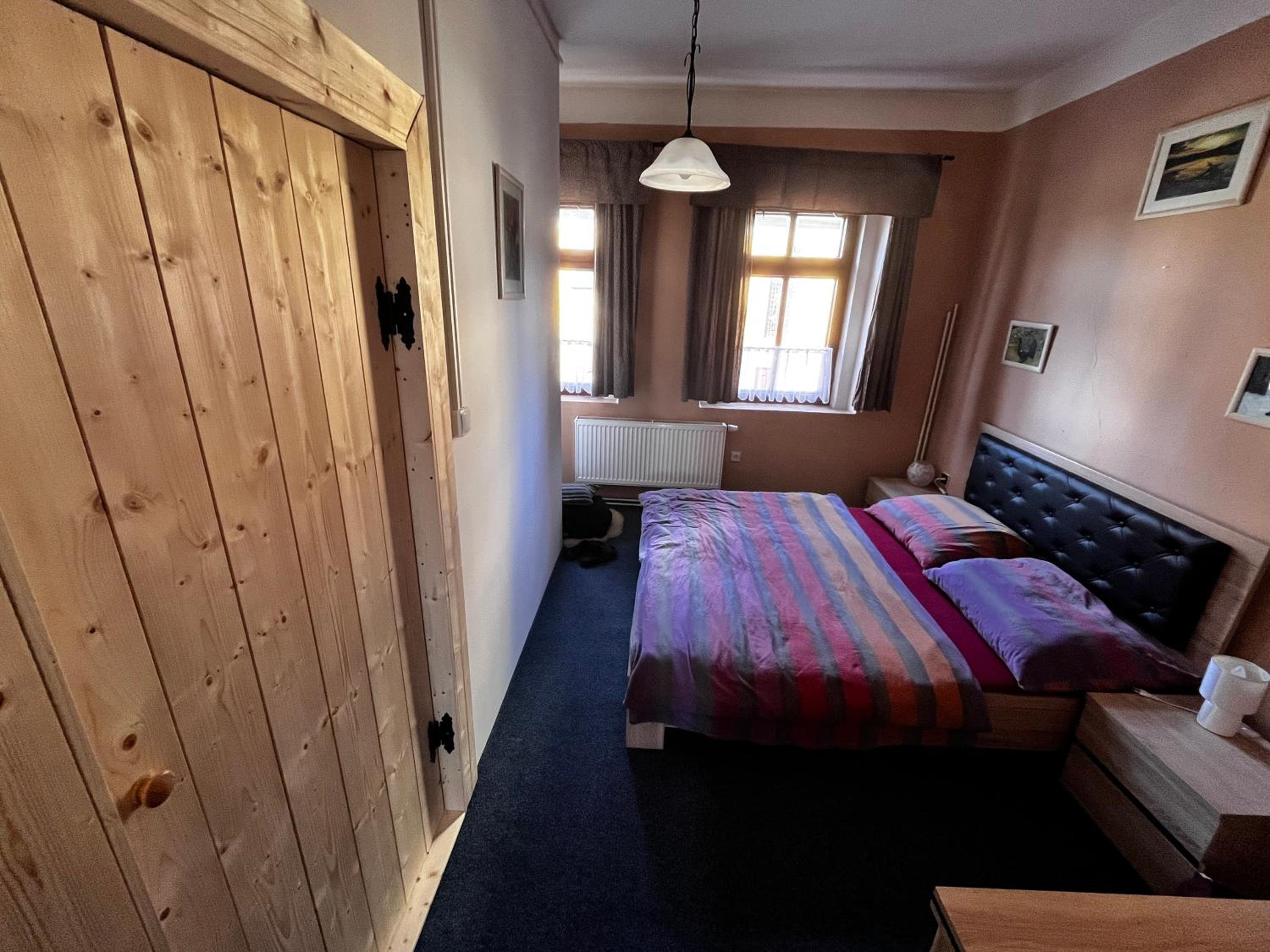 Double Room with Private Bathroom photo 2