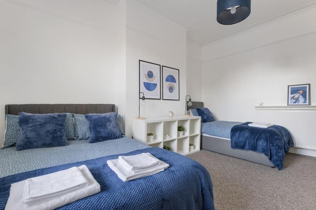 Two-Bedroom Apartment photo 1