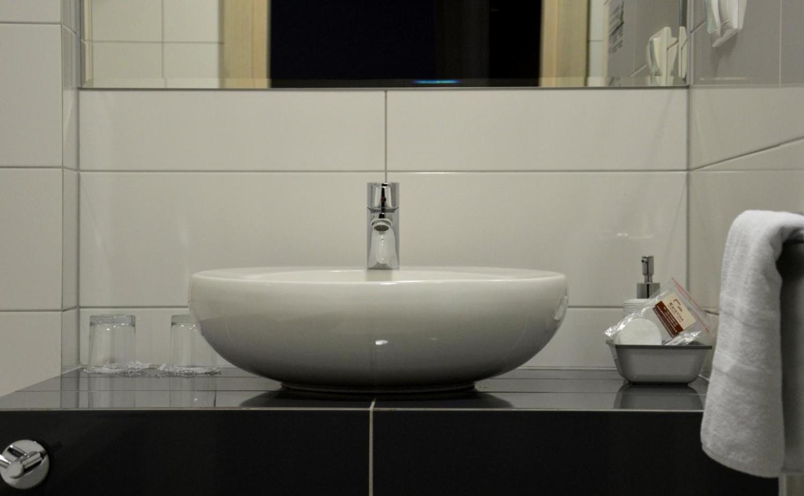 Comfort Suite - Photo 10