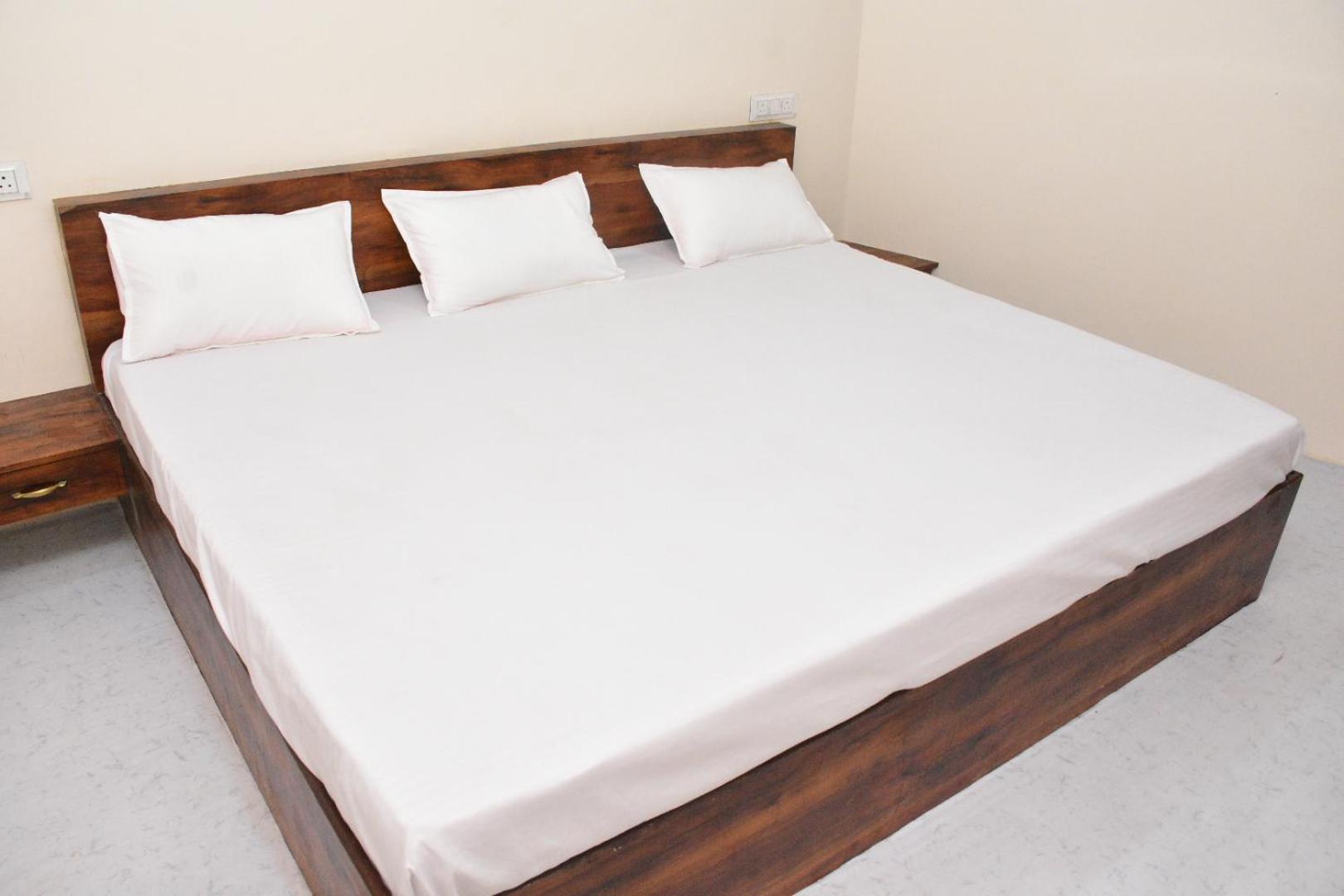 Deluxe Triple Room photo 2