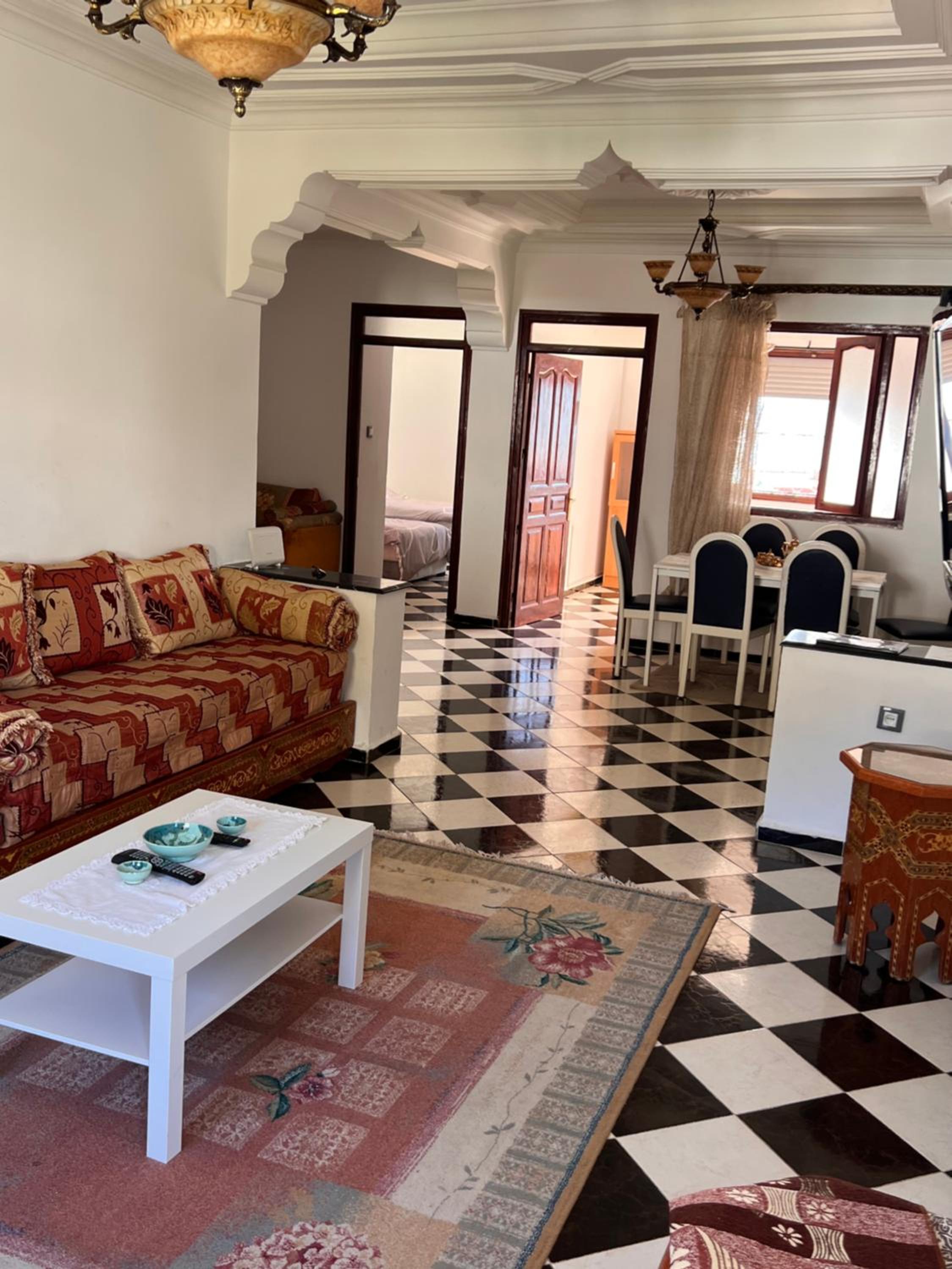 Three-Bedroom Apartment with Mountain View photo 2