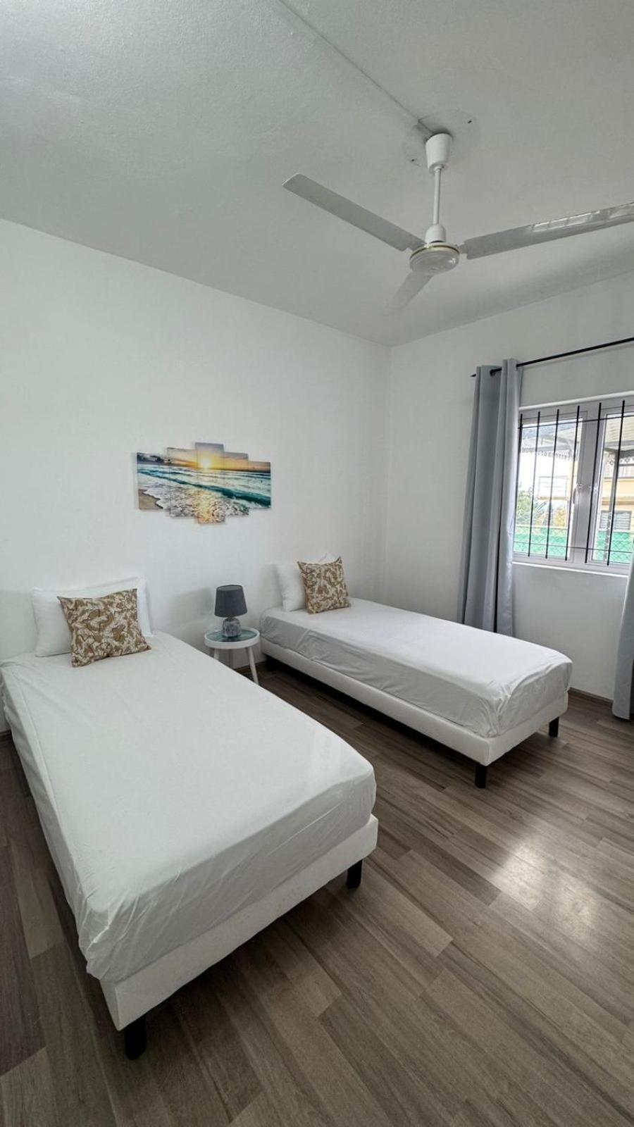 Four-Bedroom Apartment photo 2