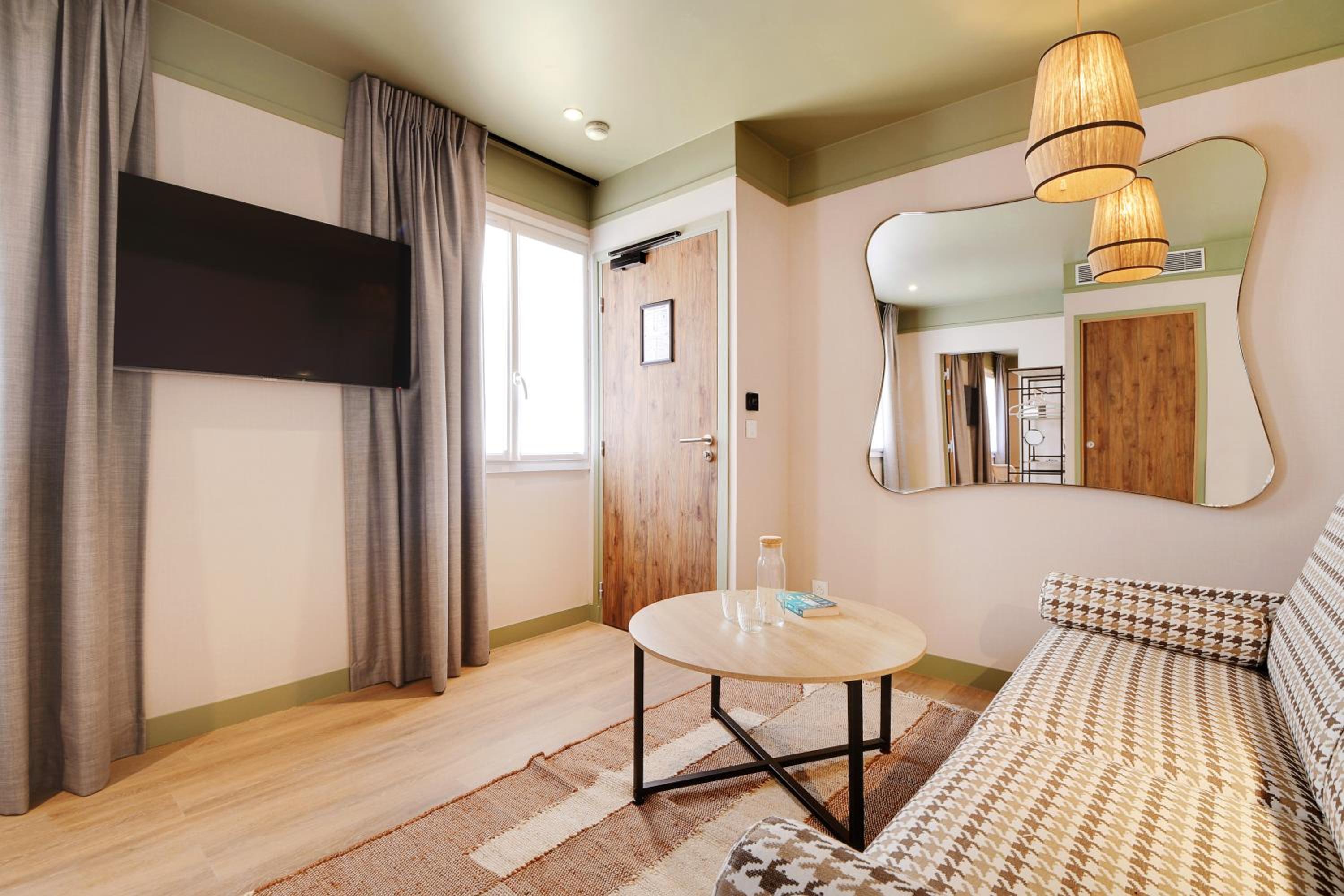 Superior Family Room