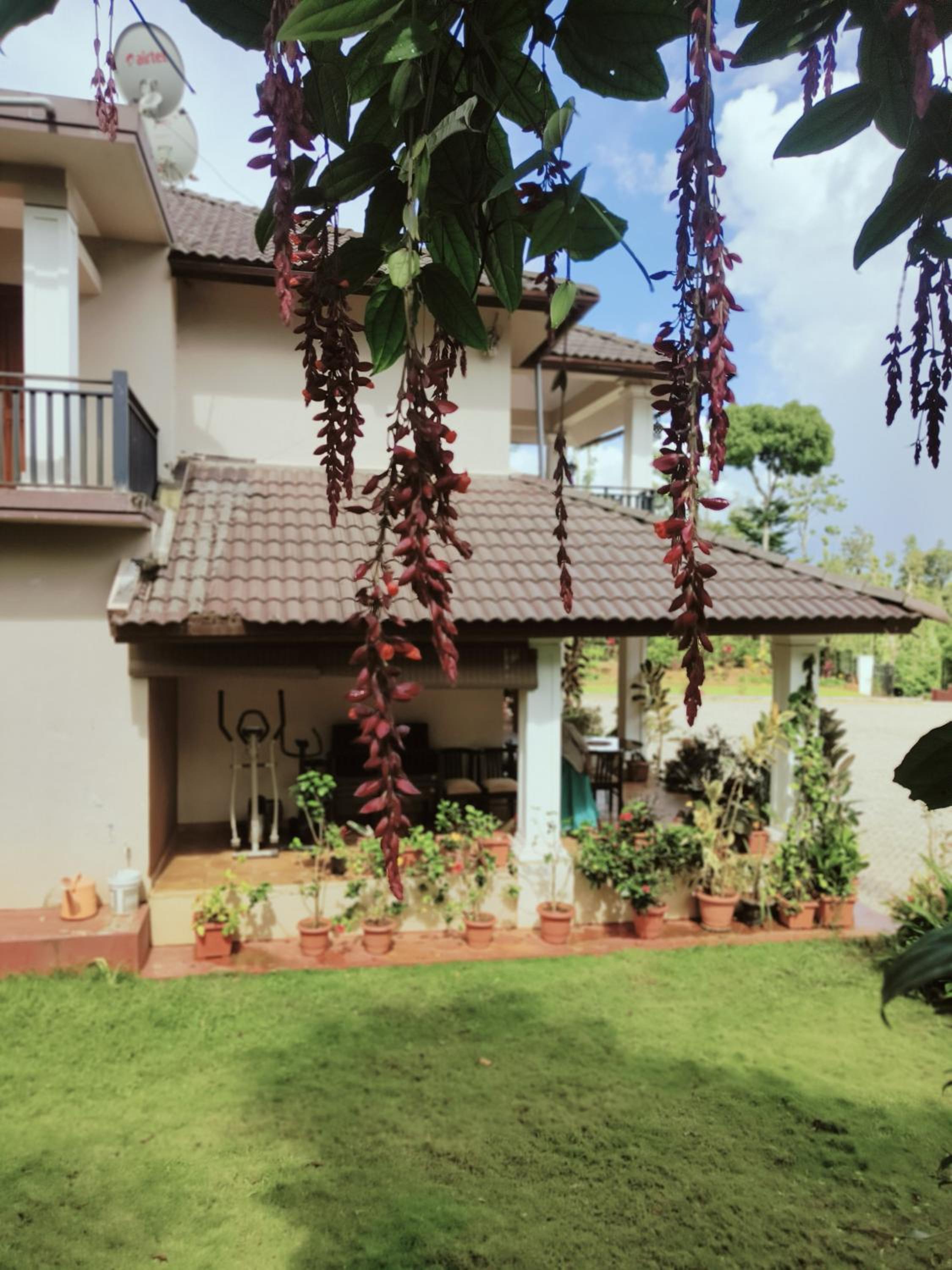 Villa photo 2