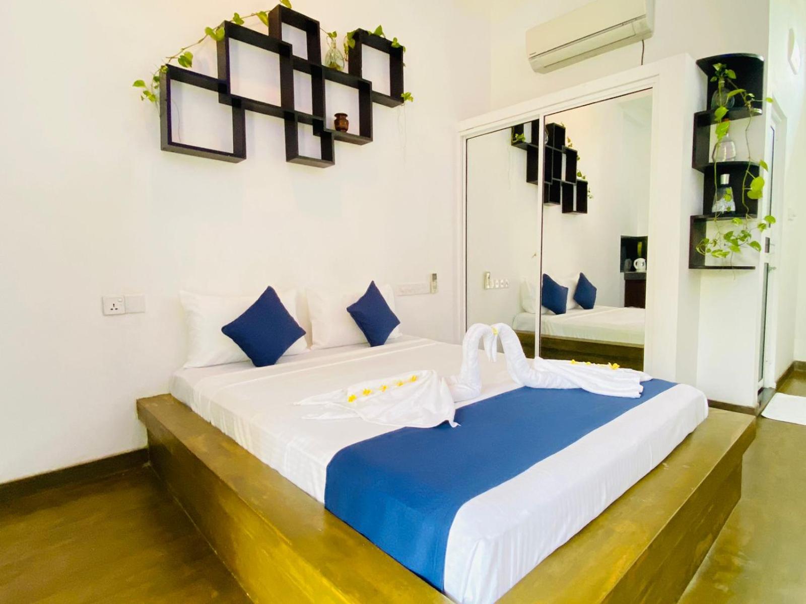 Basic Triple Room photo 1