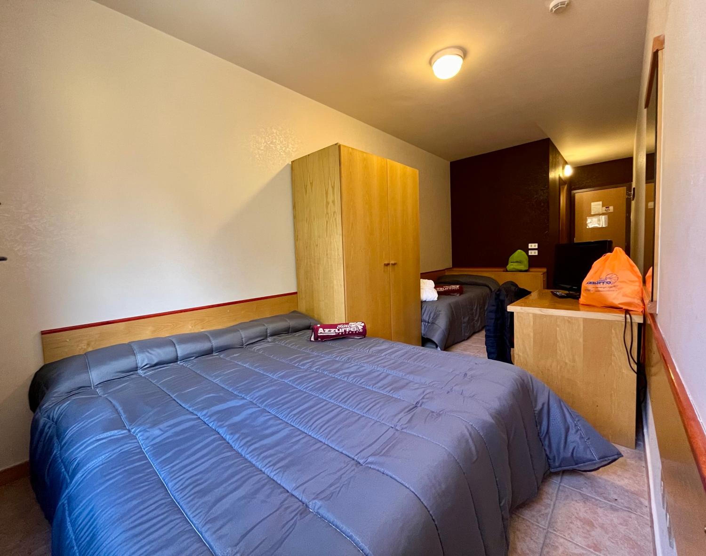 Economy Triple Room