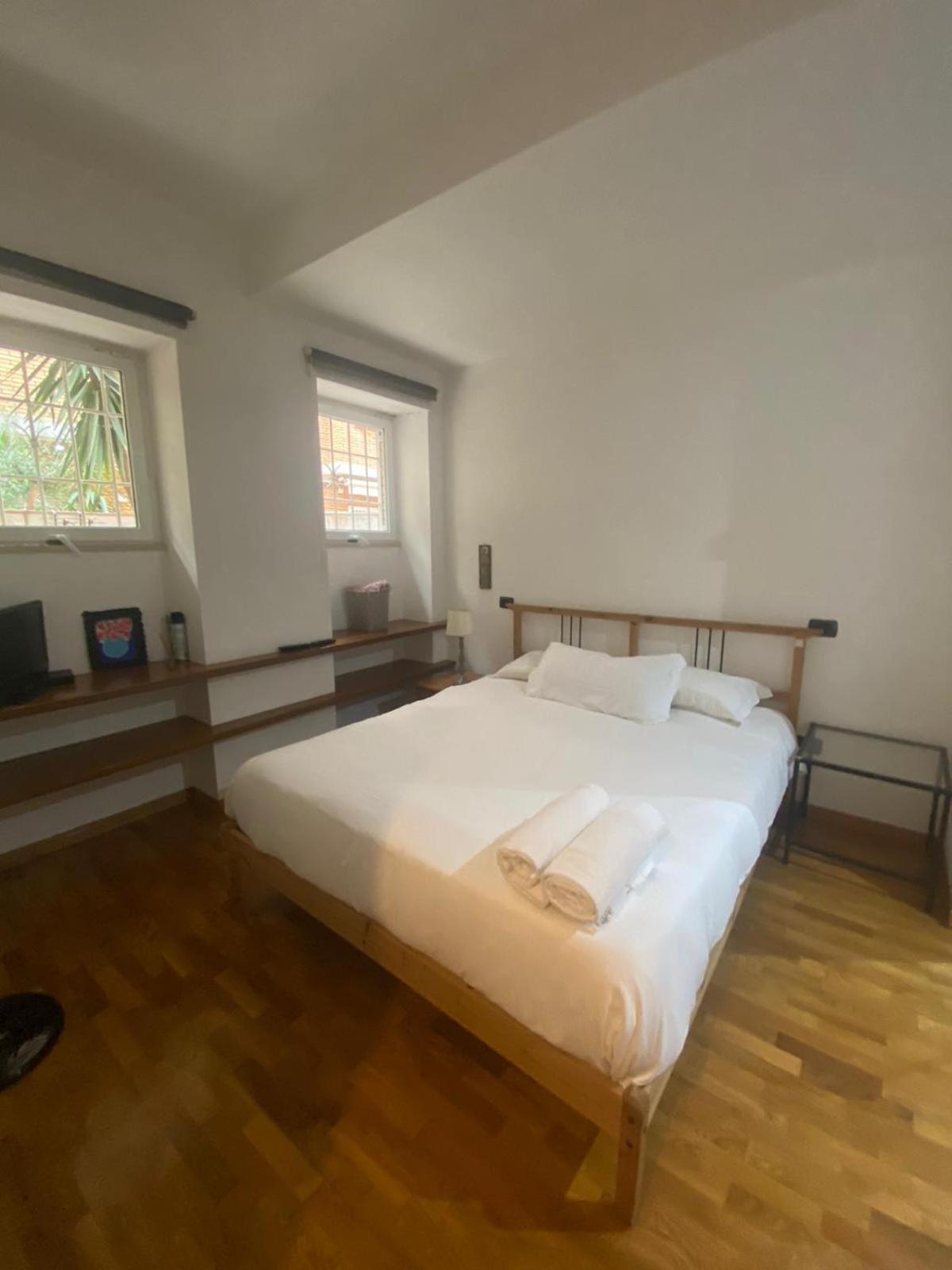 One-Bedroom Standard Apartment