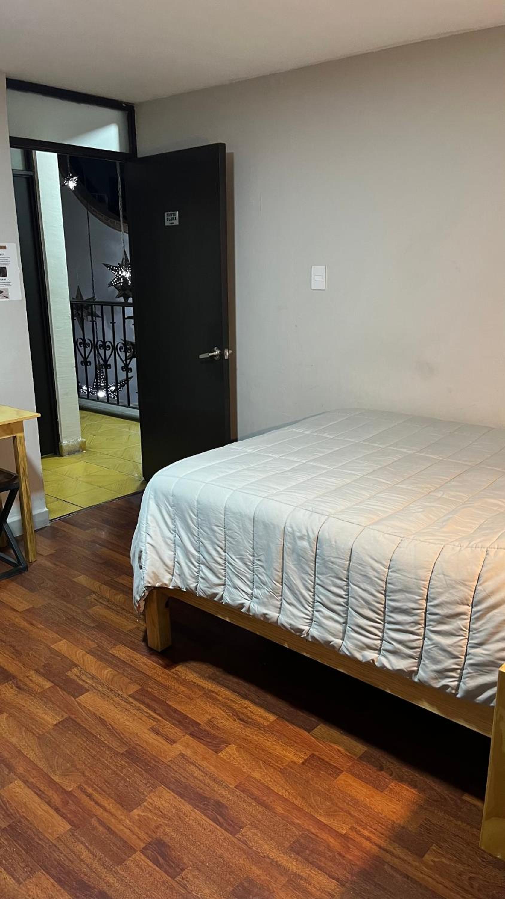 Deluxe Double Room - Photo 11