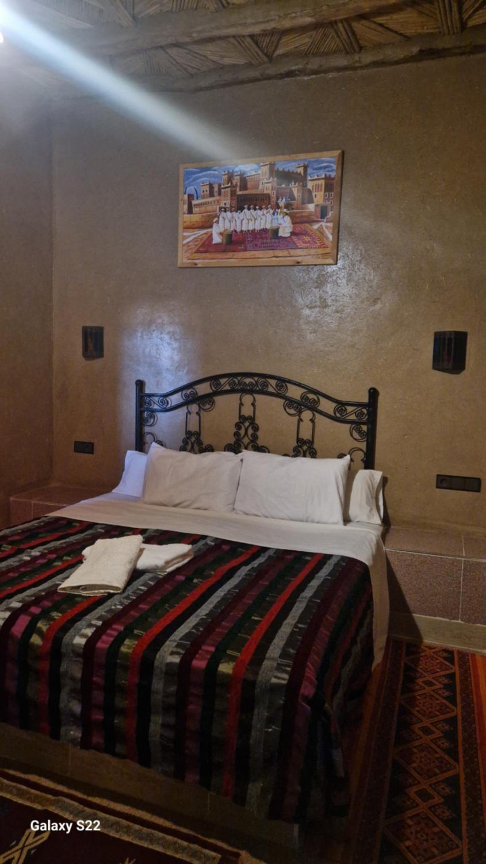 Double Room - Photo 8