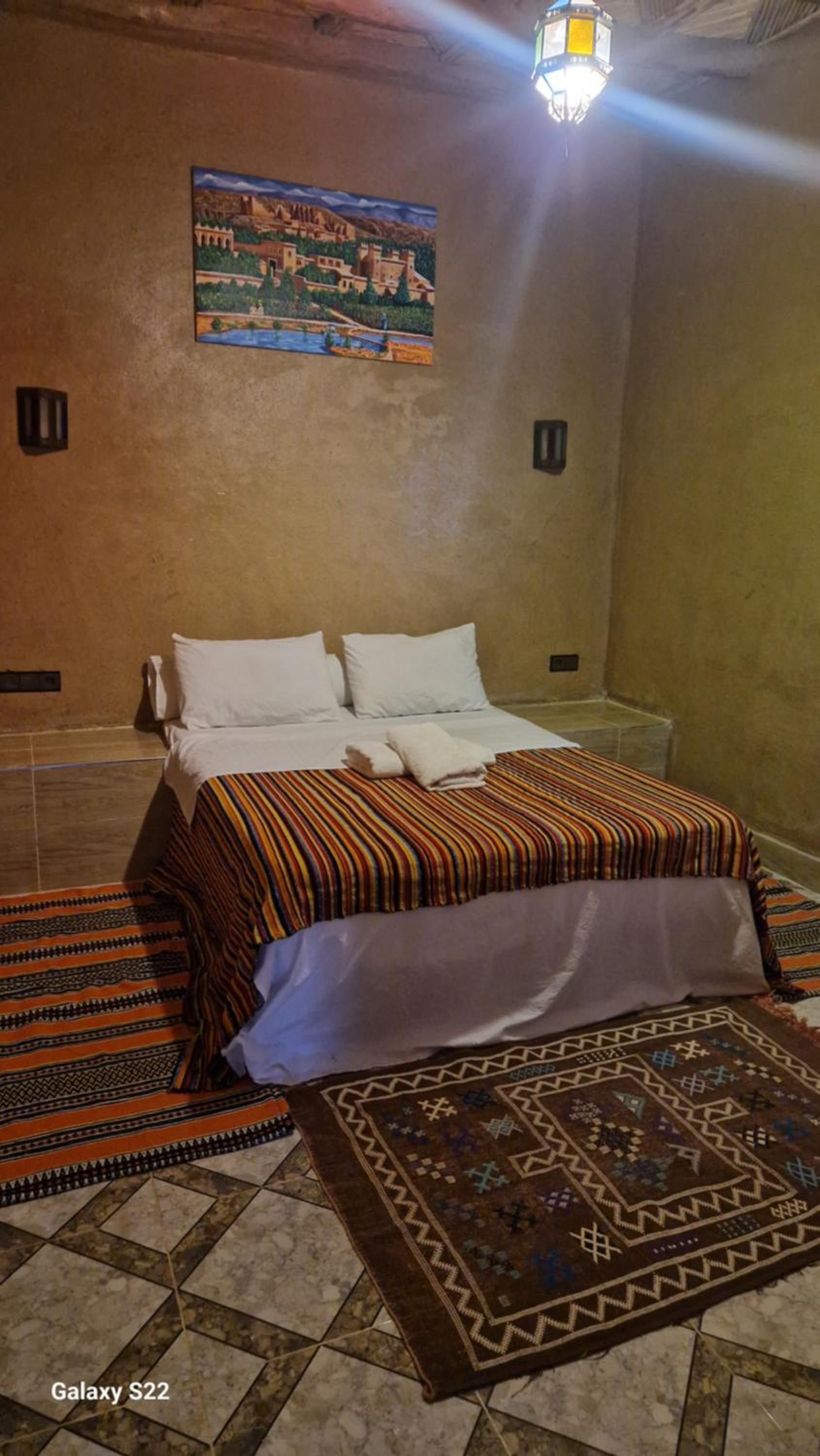 Double Room - Photo 5