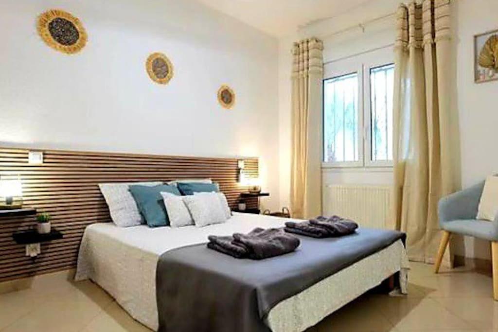 Villa de Tres Habitaciones
