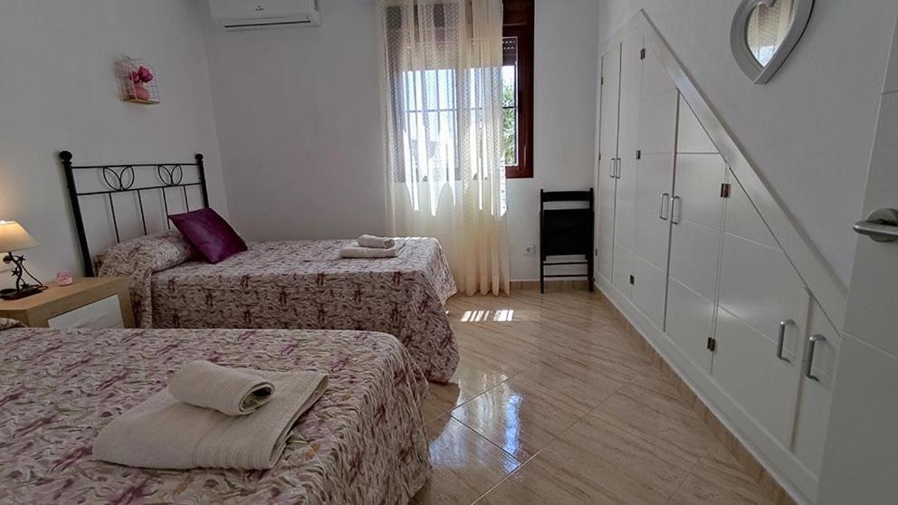 Villa con Piscina Privada