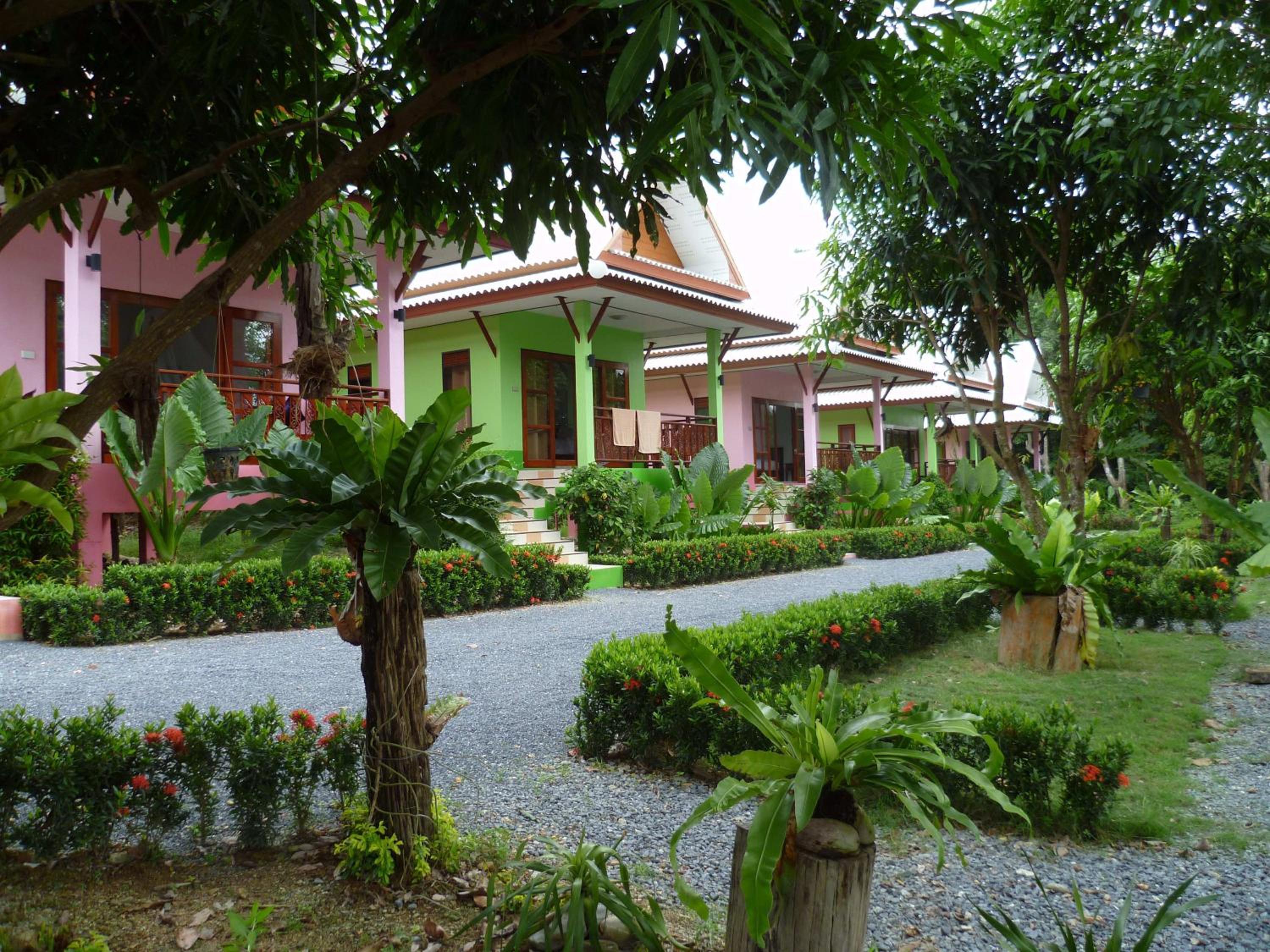 Luxury Bungalow photo 2