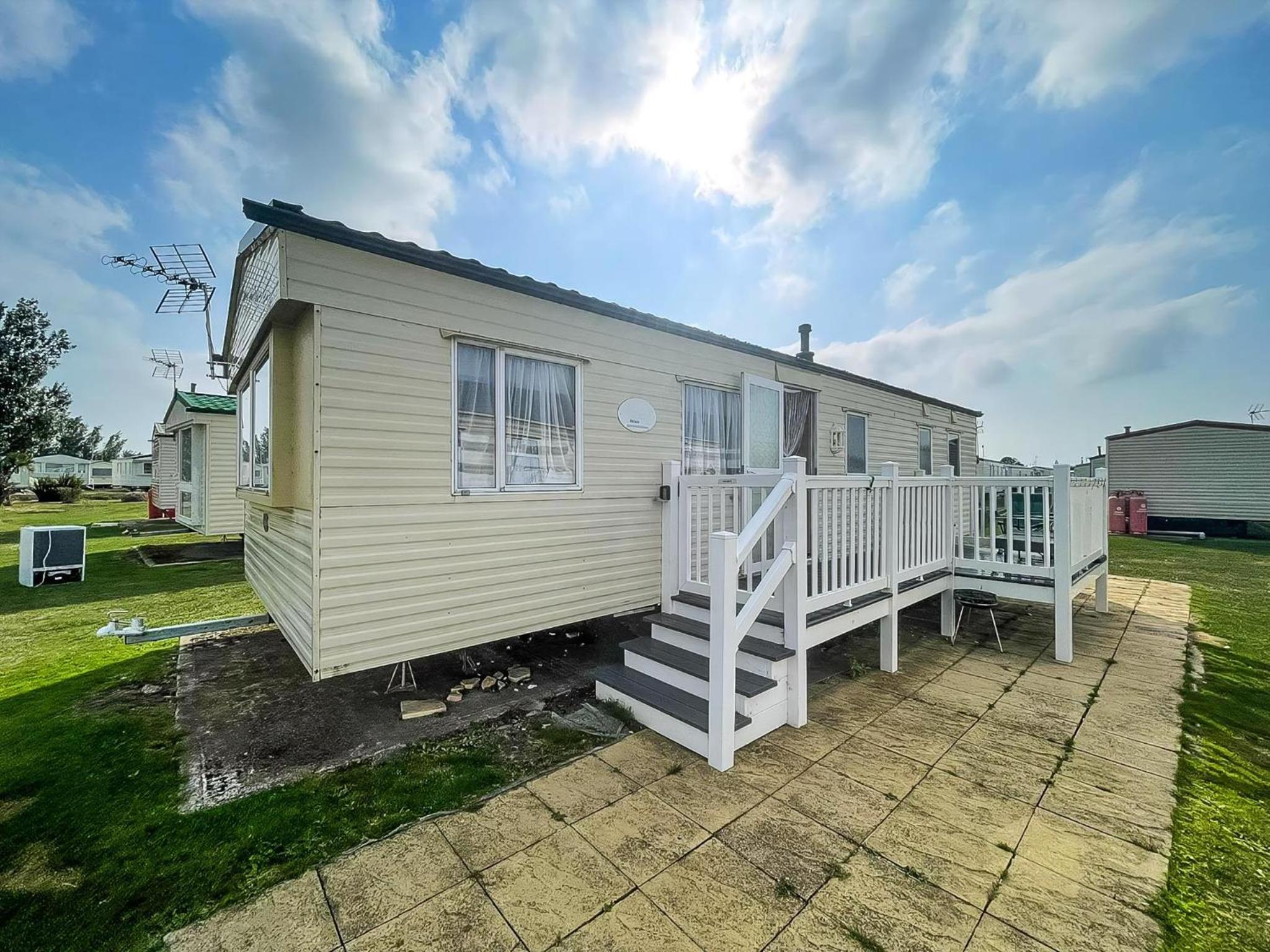 Mobile Home photo 3