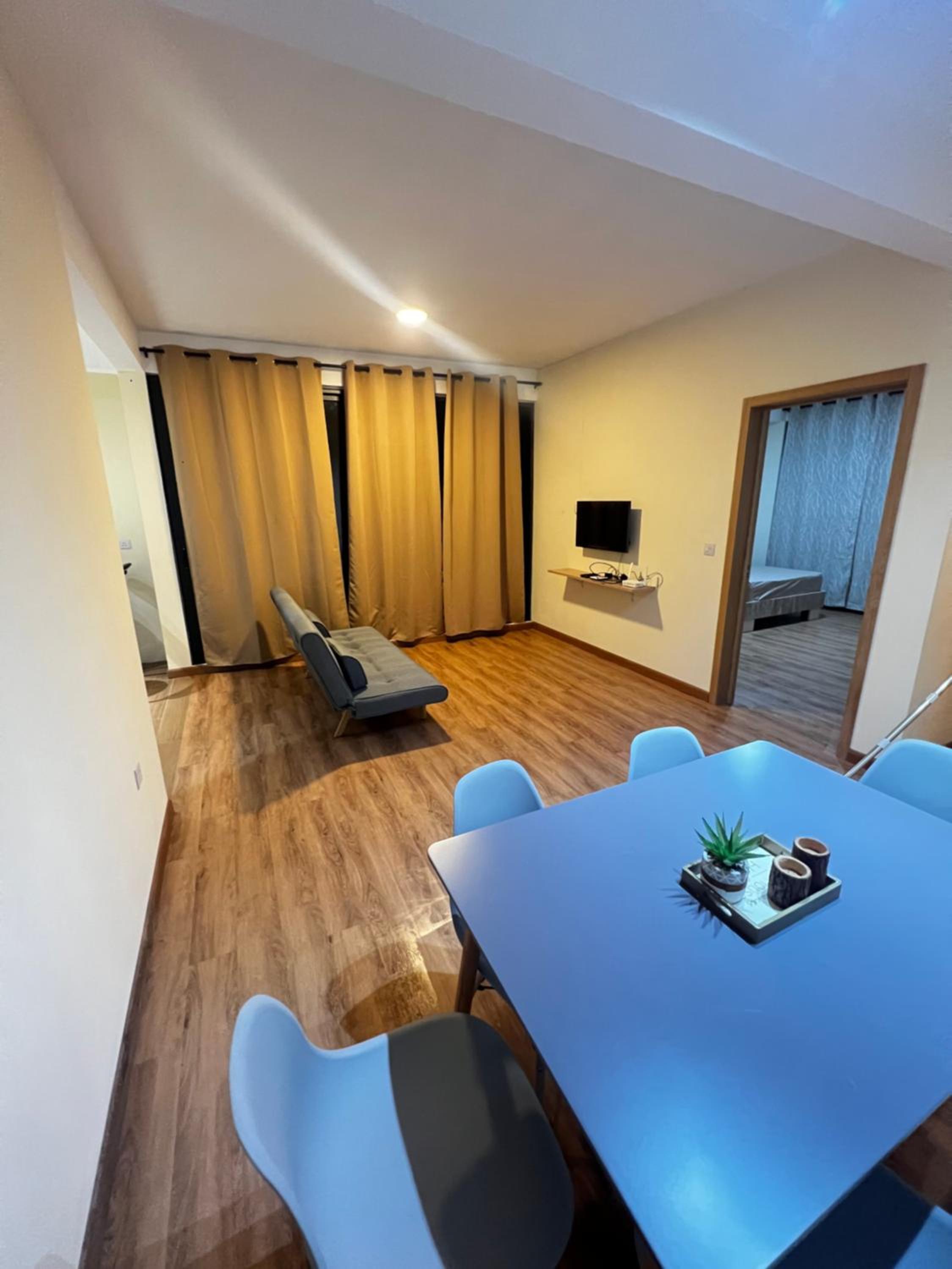 One-Bedroom Apartment