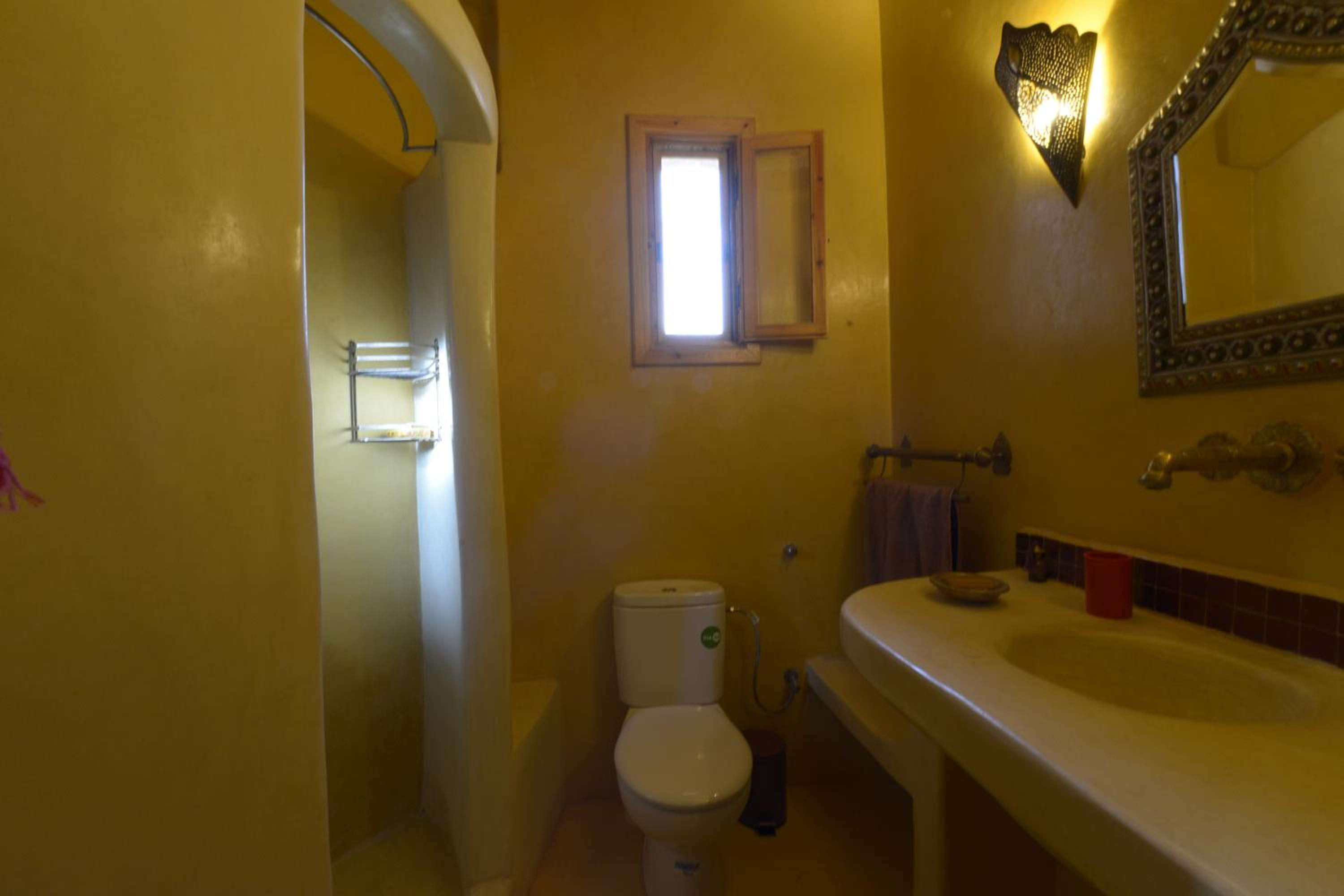 Double Room with Pool View photo 3