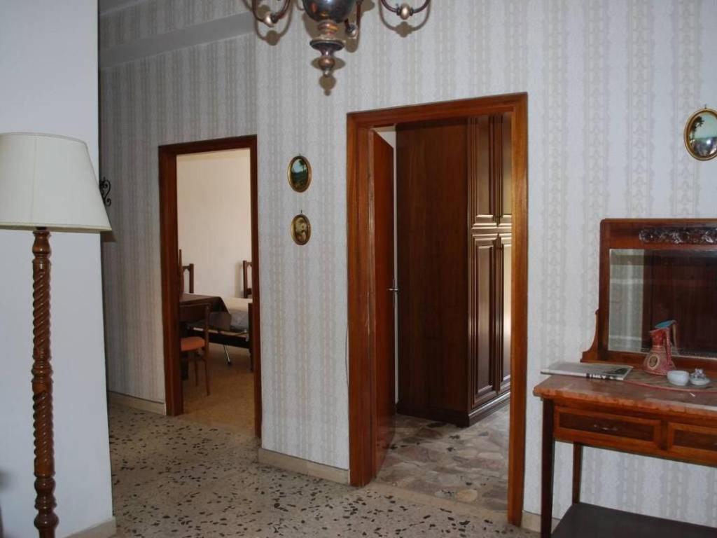 Apartment with Balcony photo 1