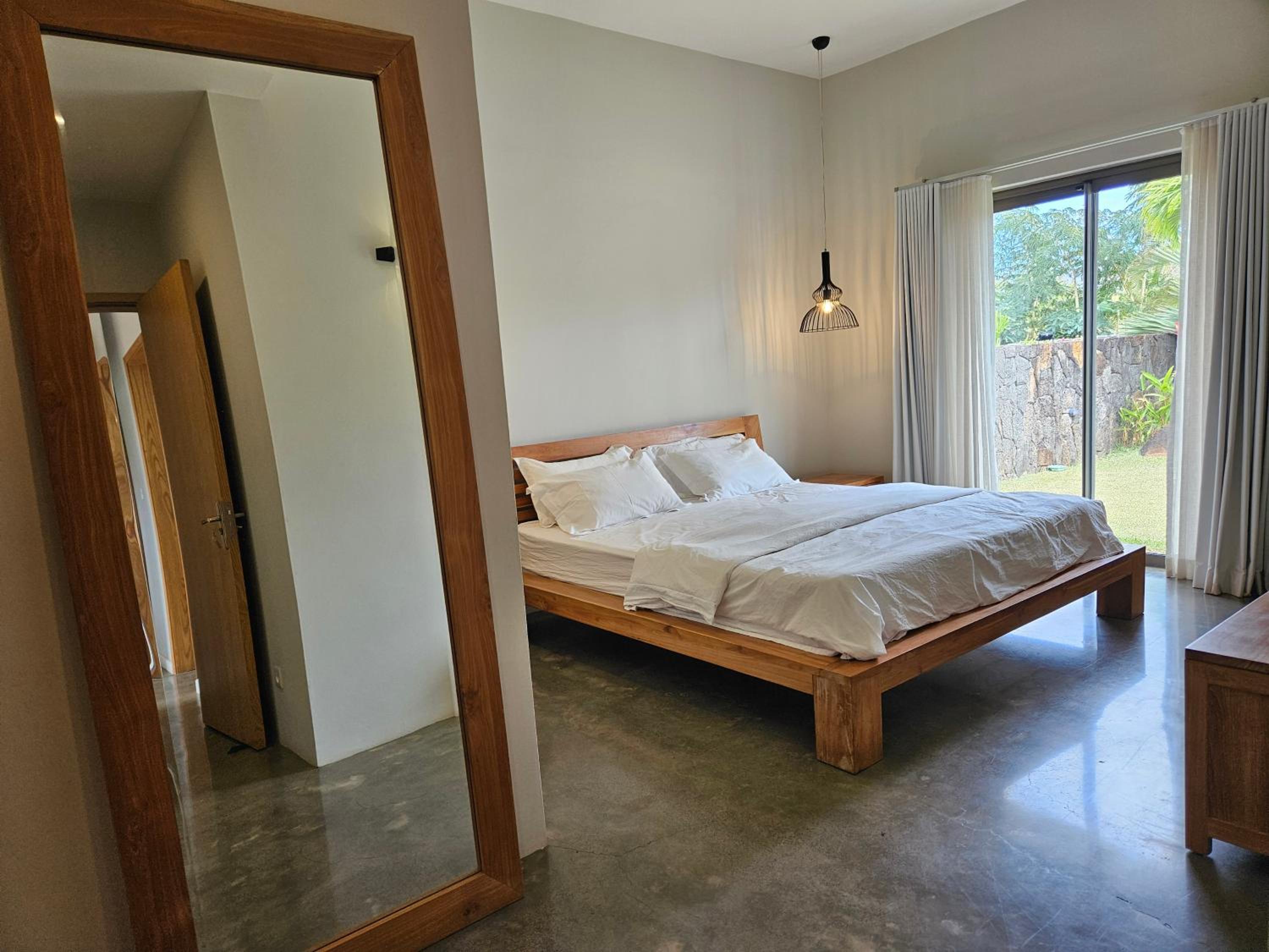 Three-Bedroom Villa photo 3