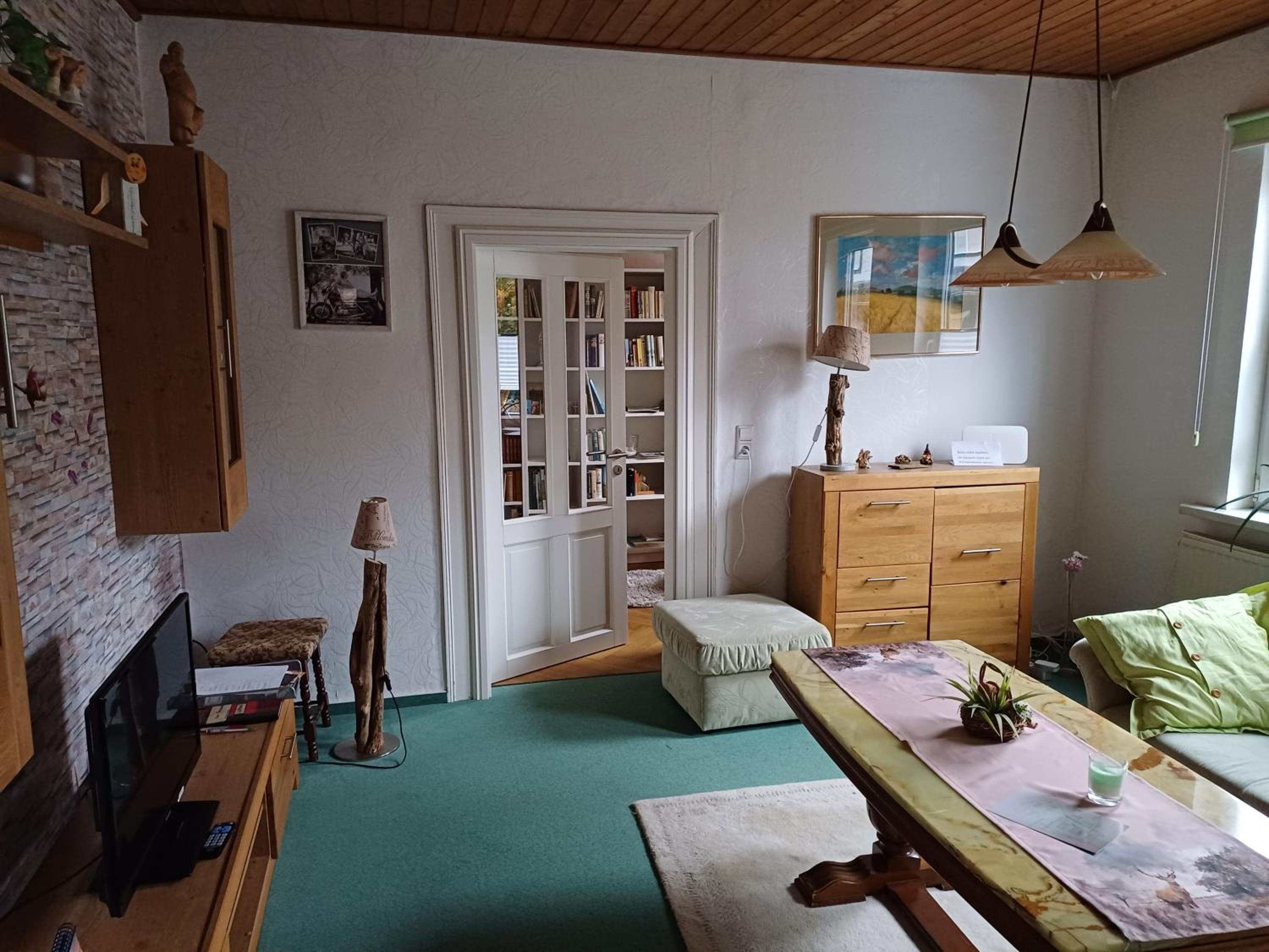 Three-Bedroom House photo 2