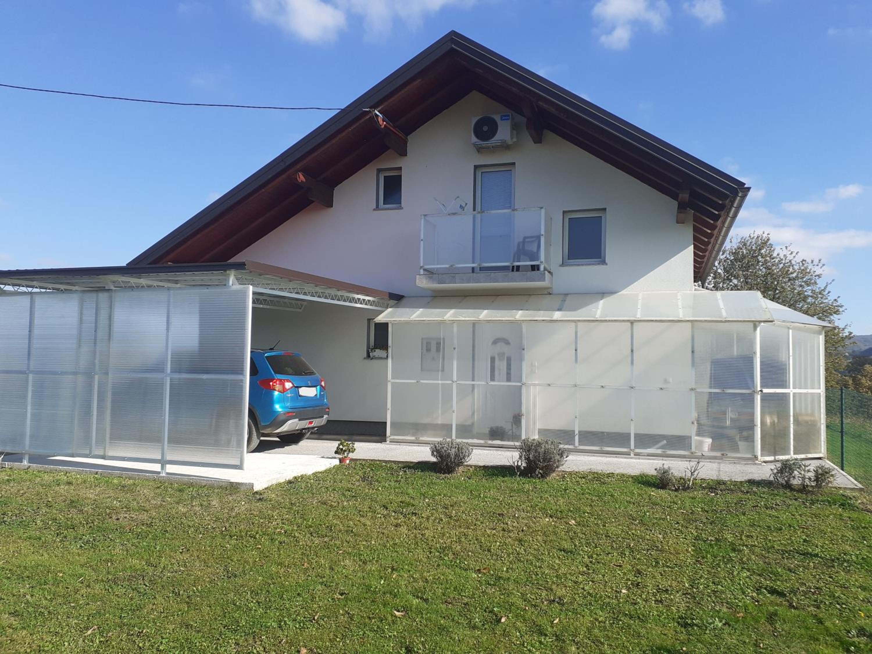 Two-Bedroom House - Photo 30