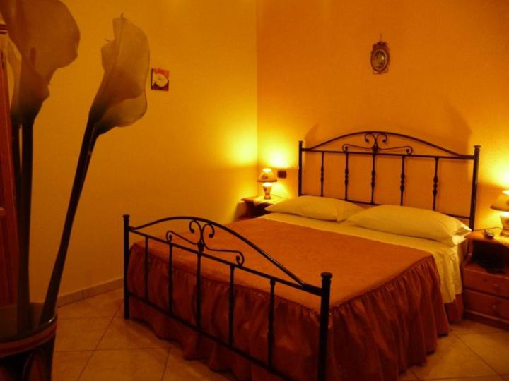 Deluxe King Room photo 3