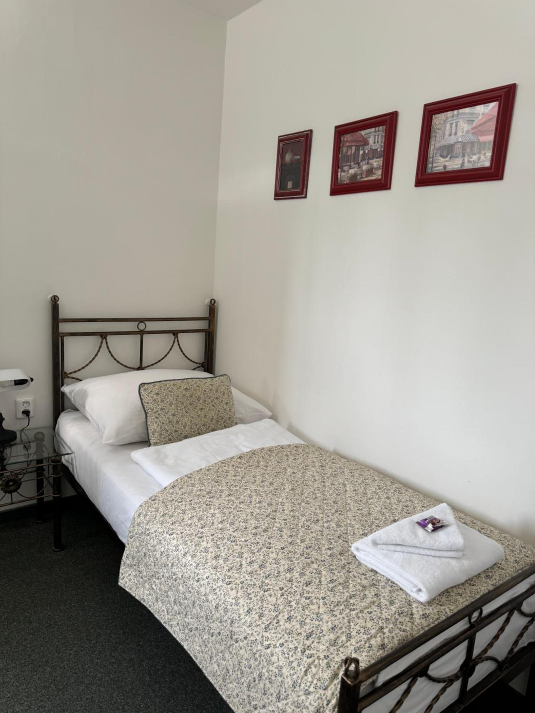 Triple Room photo 2
