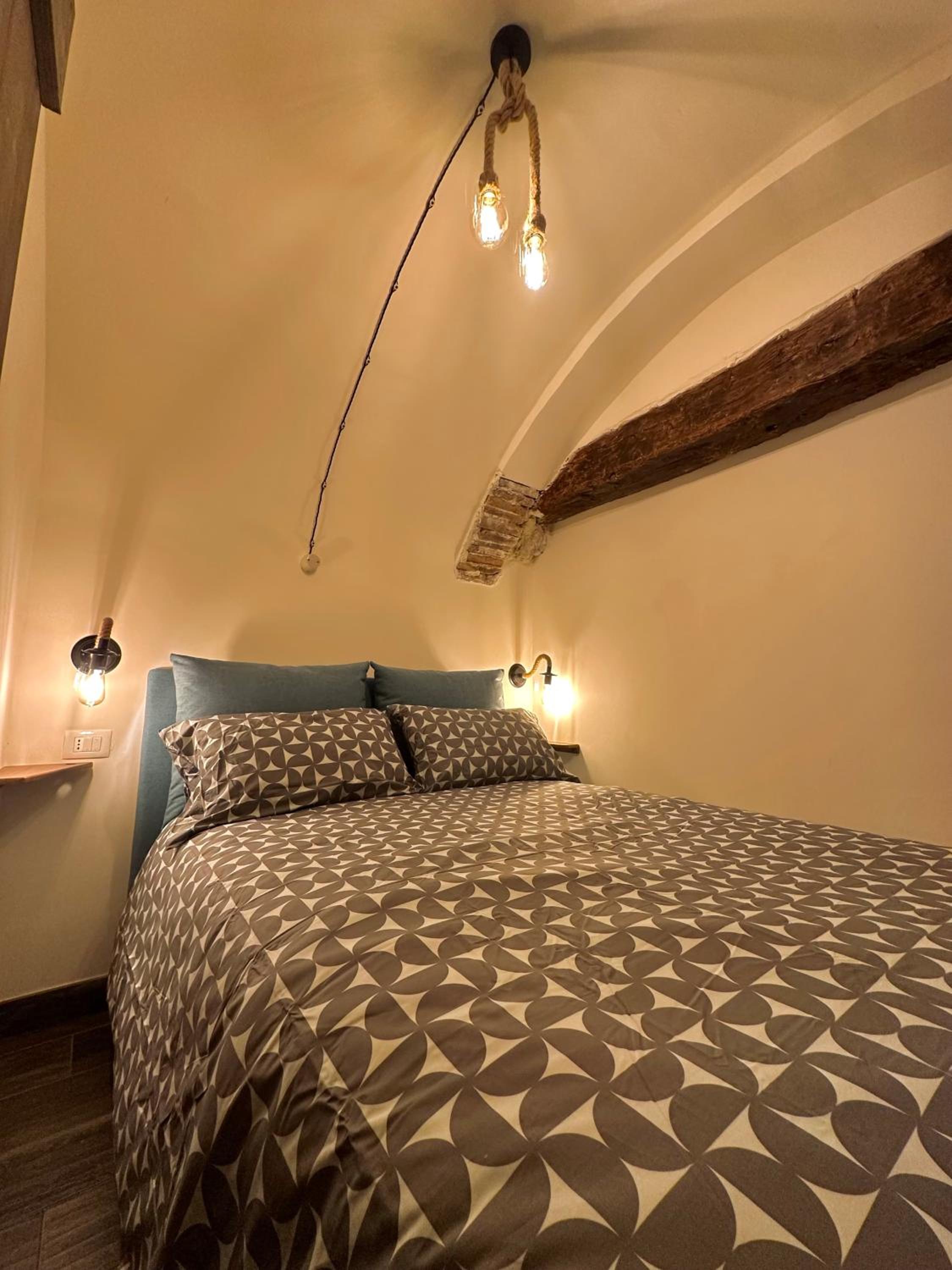 One-Bedroom House photo 1