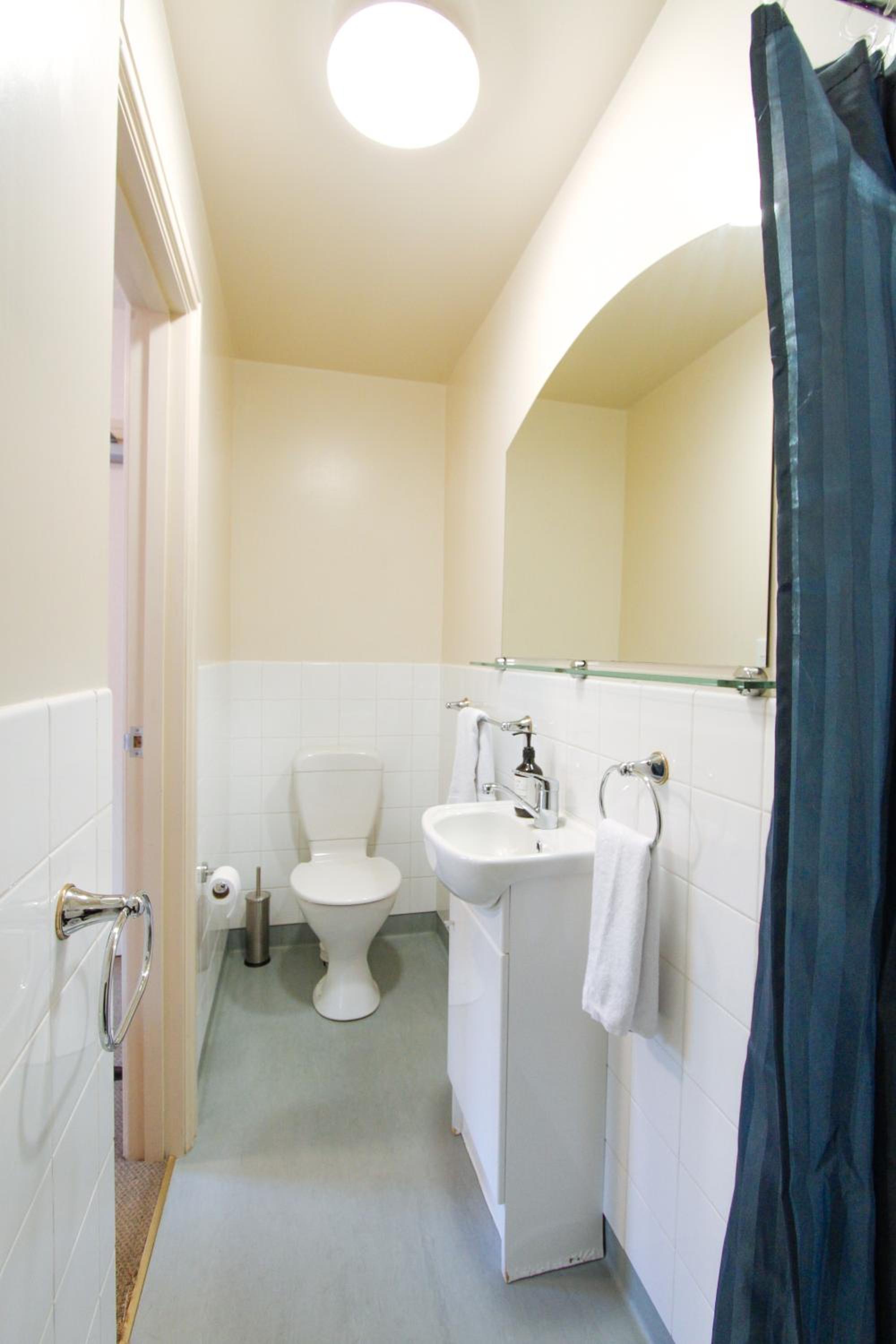 Queen Room photo 3