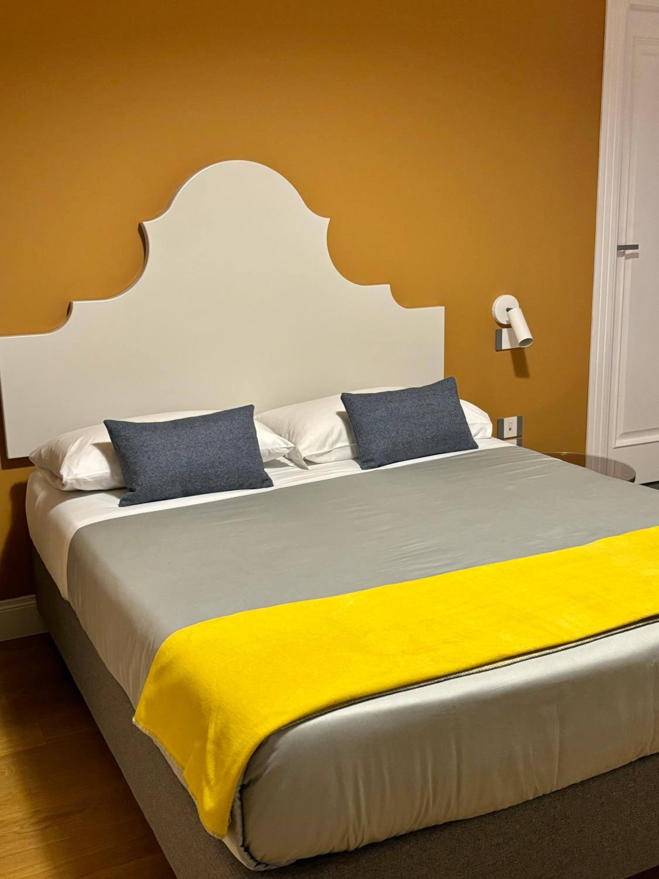 Deluxe Room with Internal View